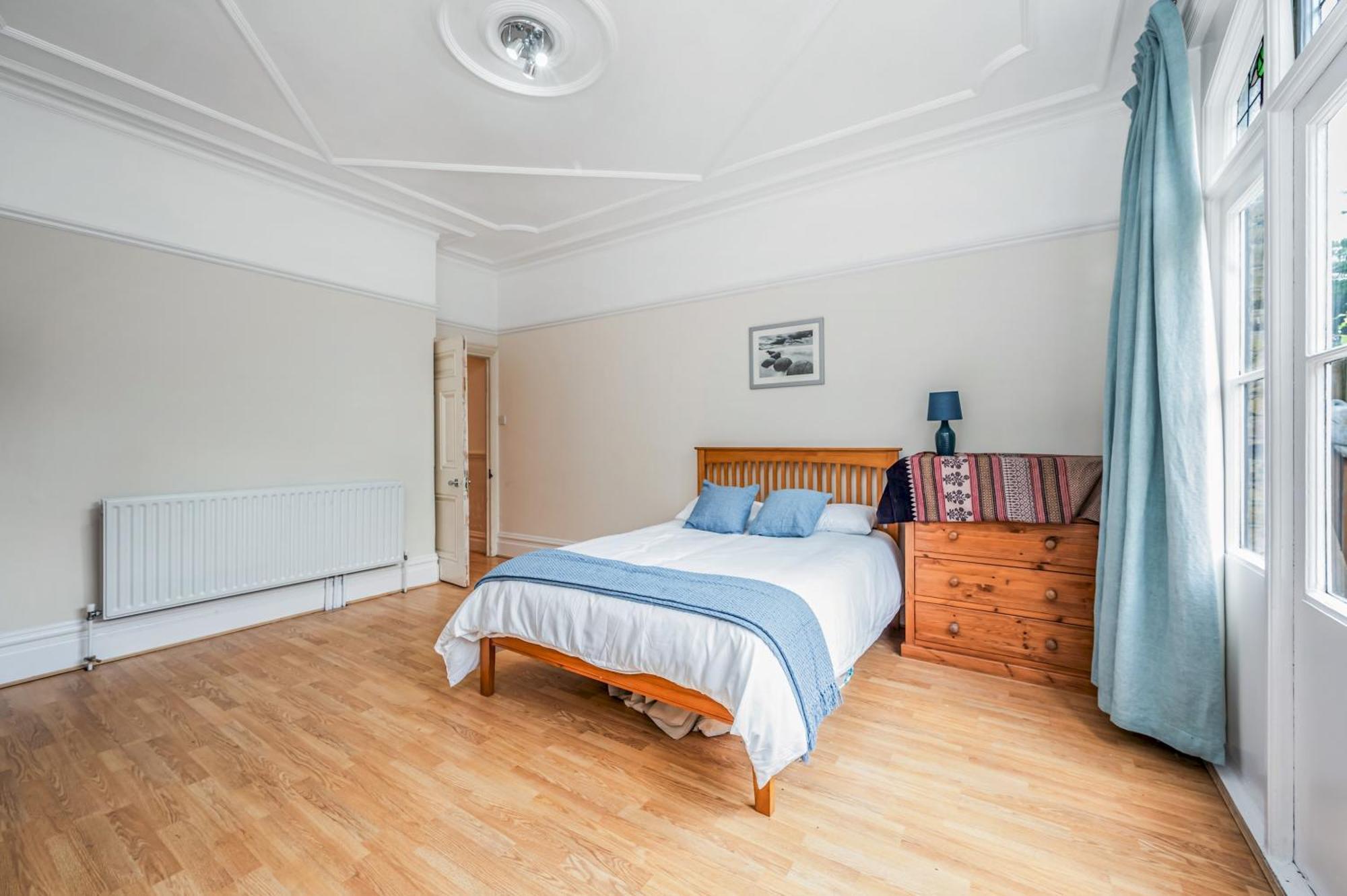 Casa de férias Pass The Keys Wonderful Six Bed Victorian In Londres