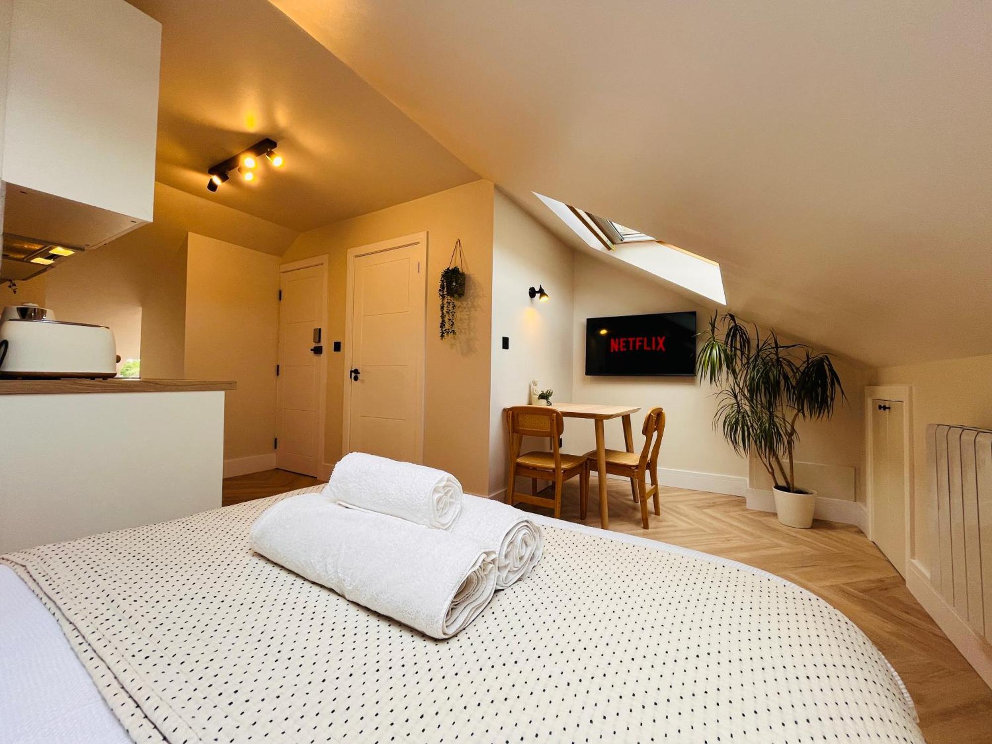 Hospedagem domiciliar The Nook Londons Swanky With Free Parking
