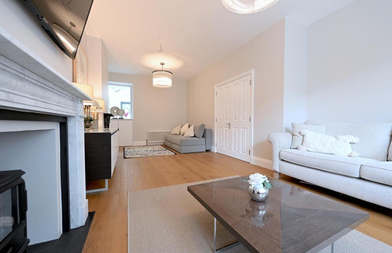 Holiday home Stylish & Spacious 4 Beds House