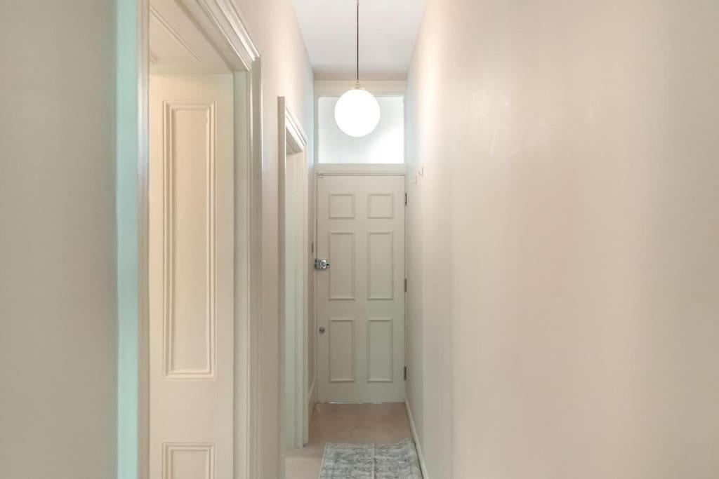 Newington Green, Beautiful 1 Bed *