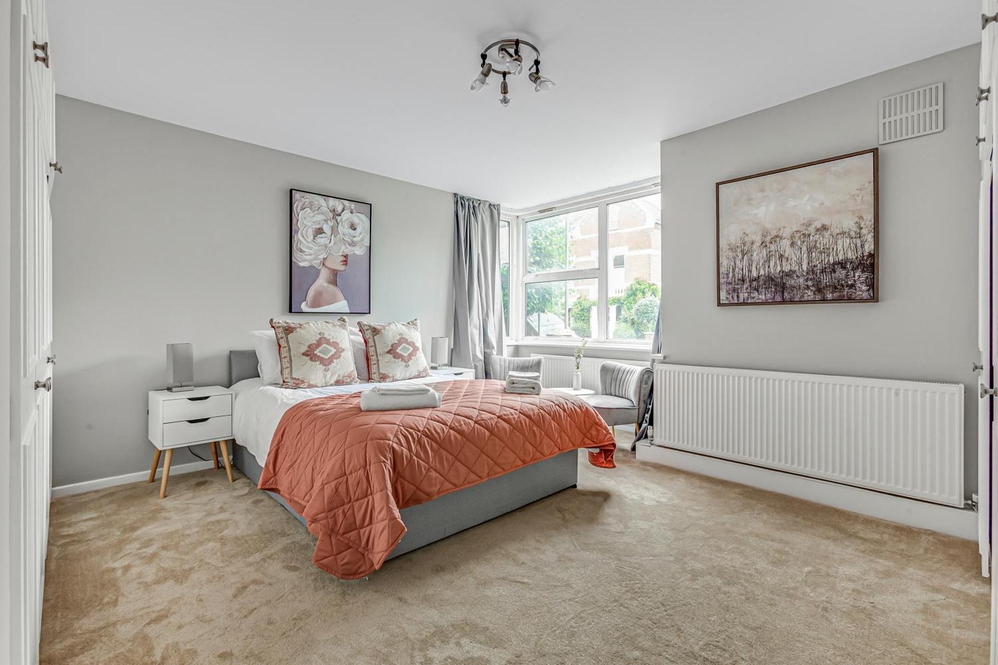 Apartment Riverside Retreat In Putney