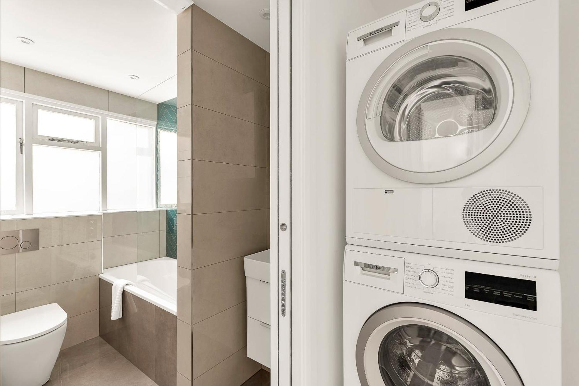 Charming Golborne Escape * London