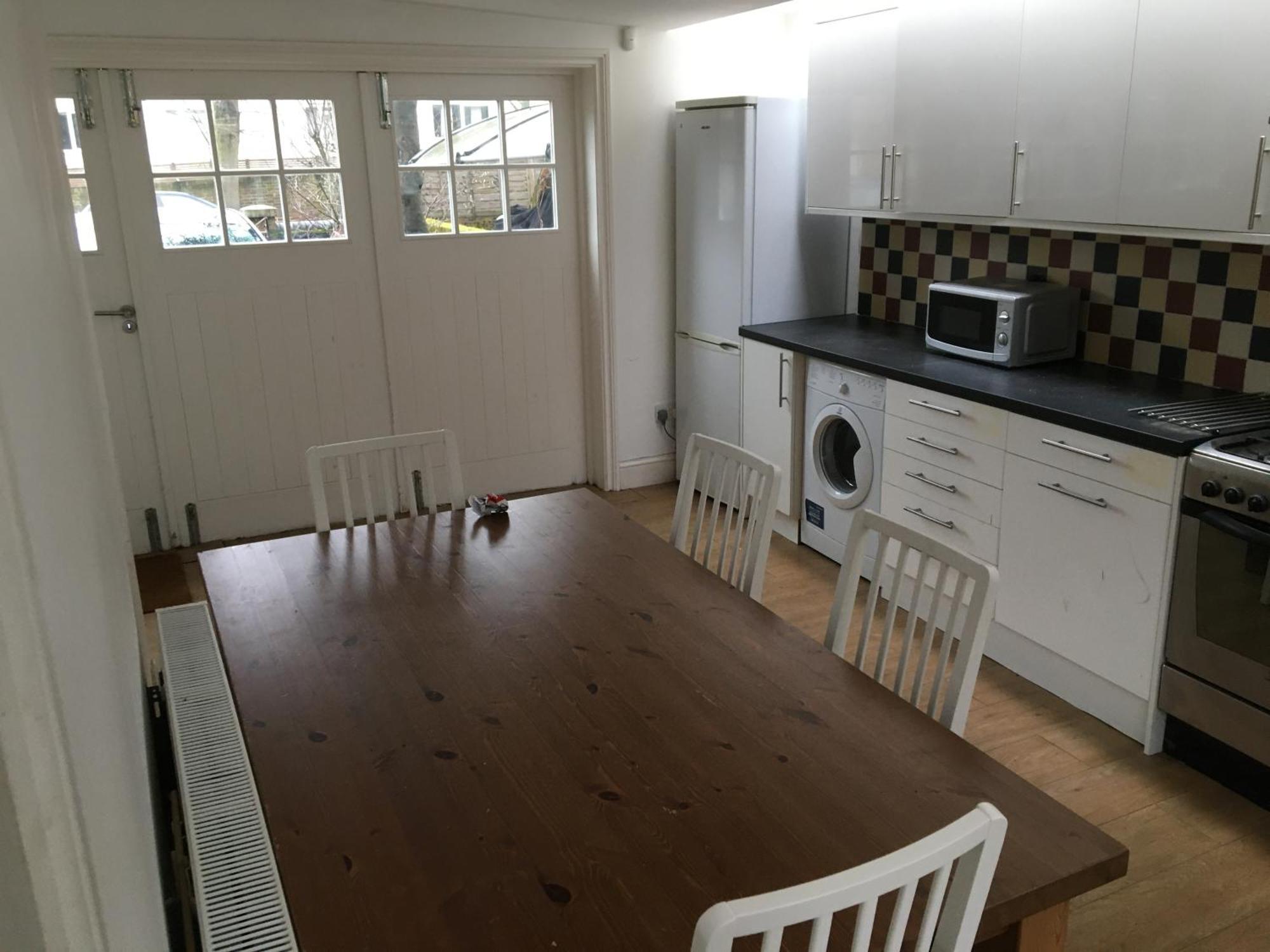 Apartment Spacious Duplex Flat London