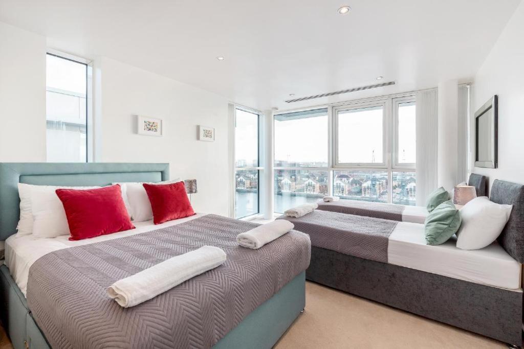 Apartment Docks Excel London