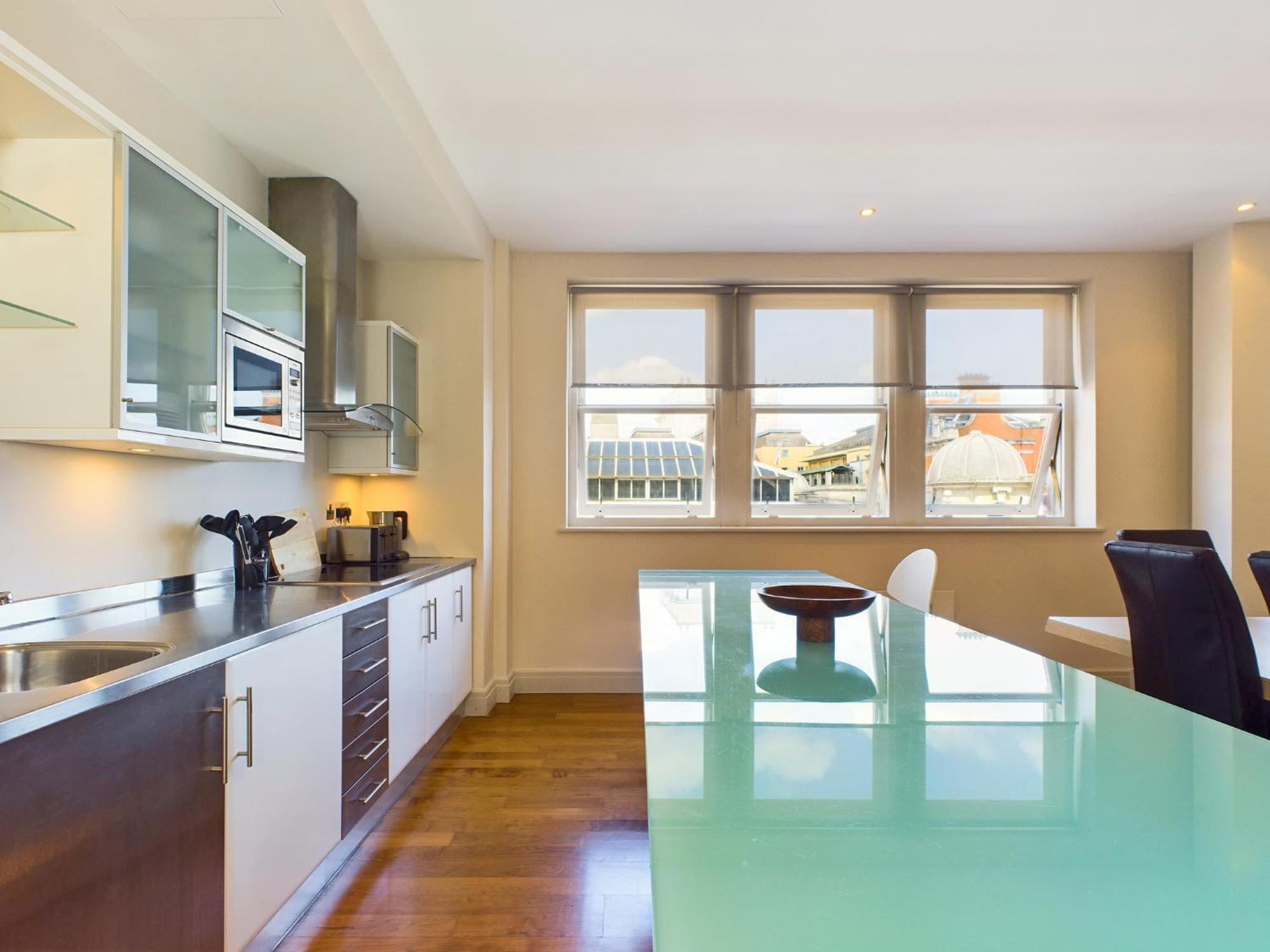 Be - Covent Garden Apartment London