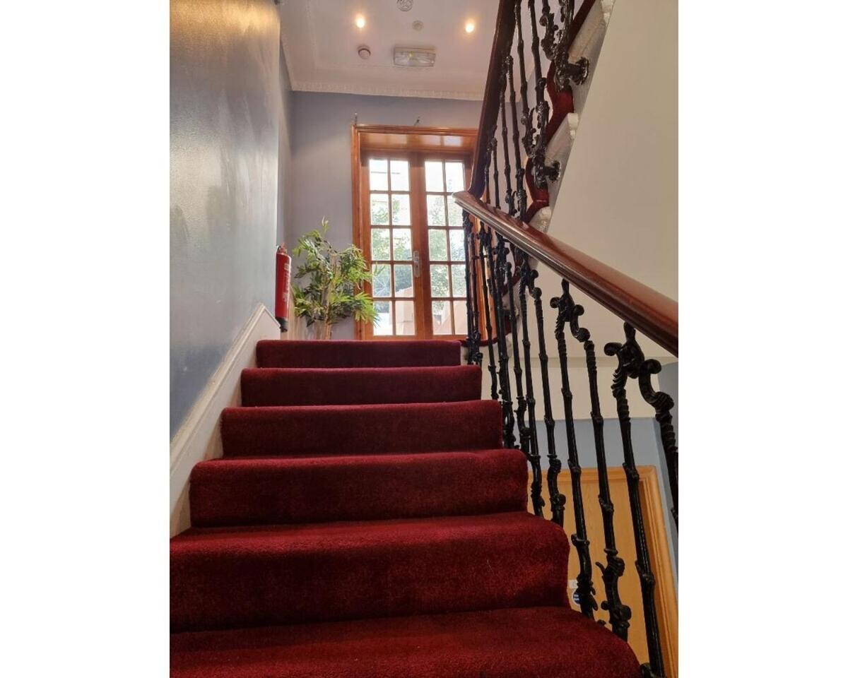 Apartamento Fb2-fantastic Basement Good For 3 Near Hyde Park Londres