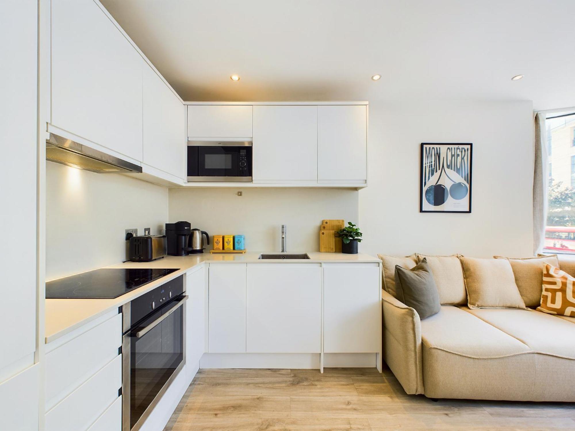 Apartment Be - The Holborn Residences