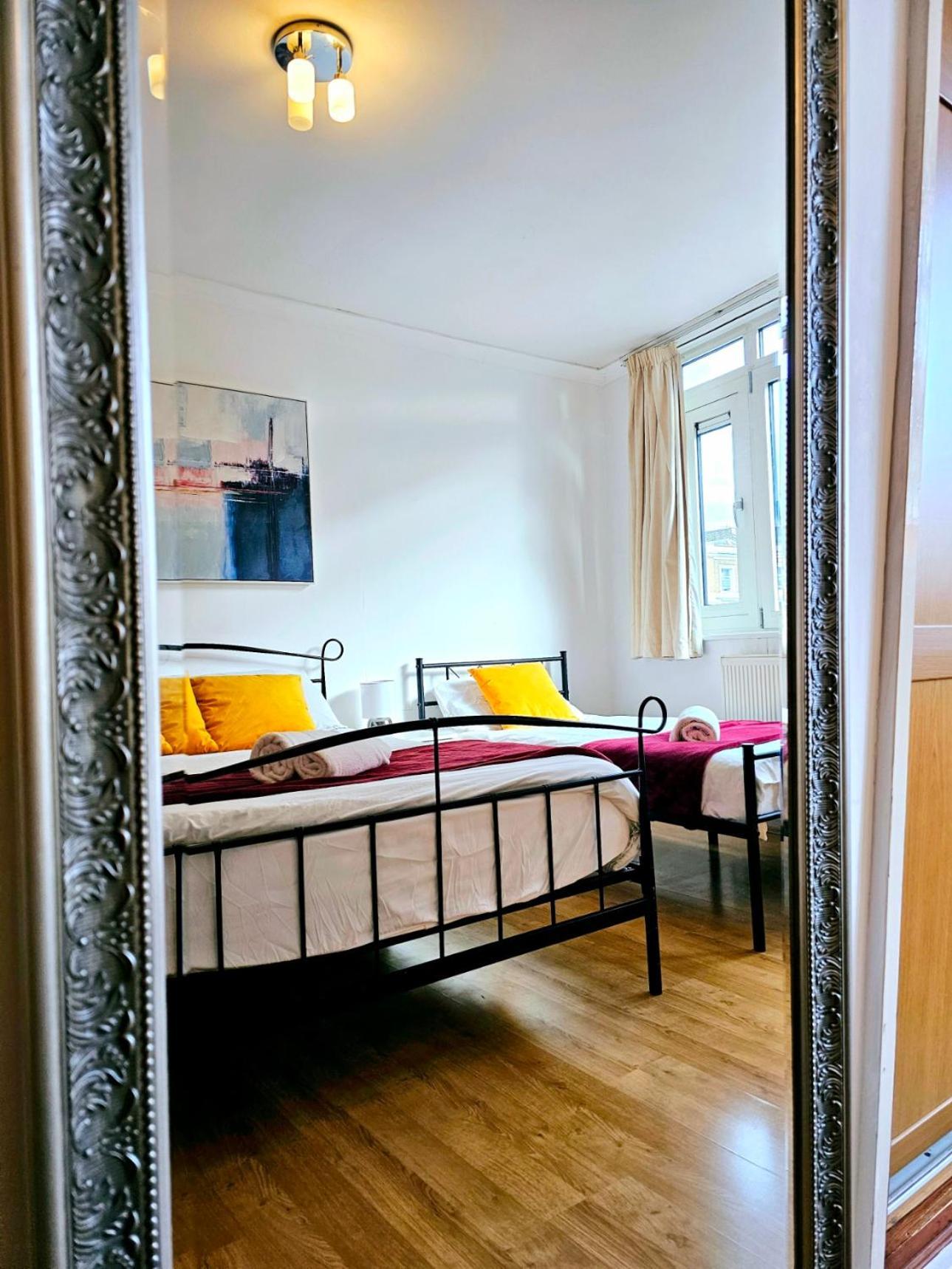 Apartamento Bright & Spacious In Building With Lift, Right Next To Bayswater Station - Walk To Kensington Palace, Hyde Park, Little Venice & Notting Hill Londres