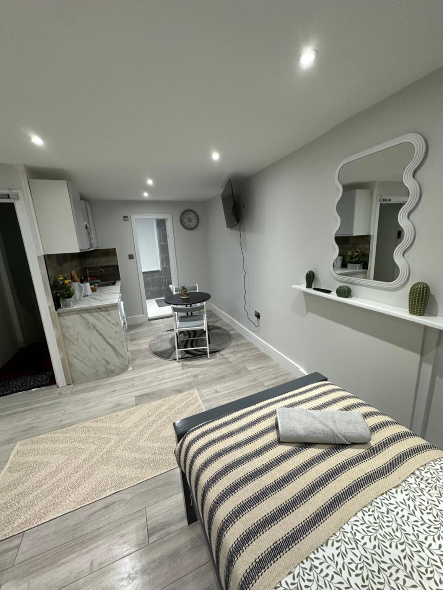 One Bedroom In Camden * Londres