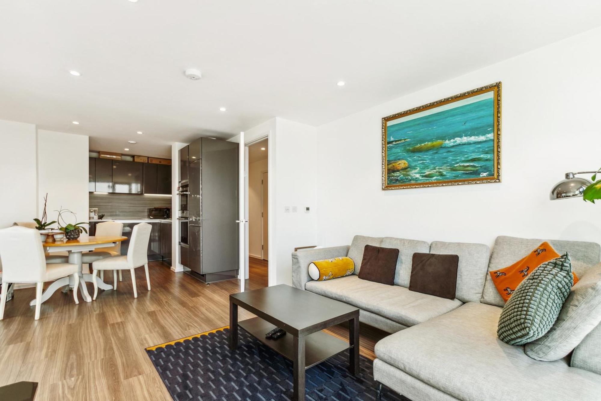 Chic 2-bedroom With Stunning Views In Apartamento