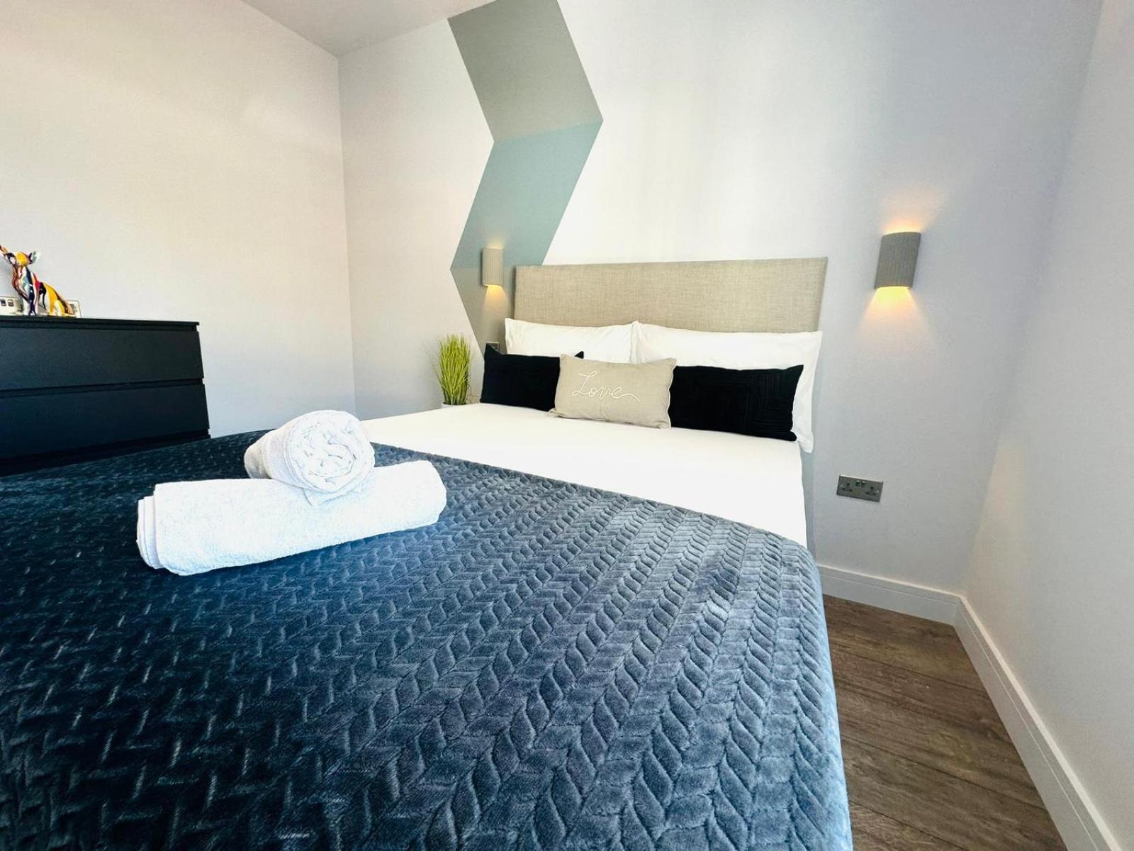 Sw18 Great Location Perfect For Tourist London