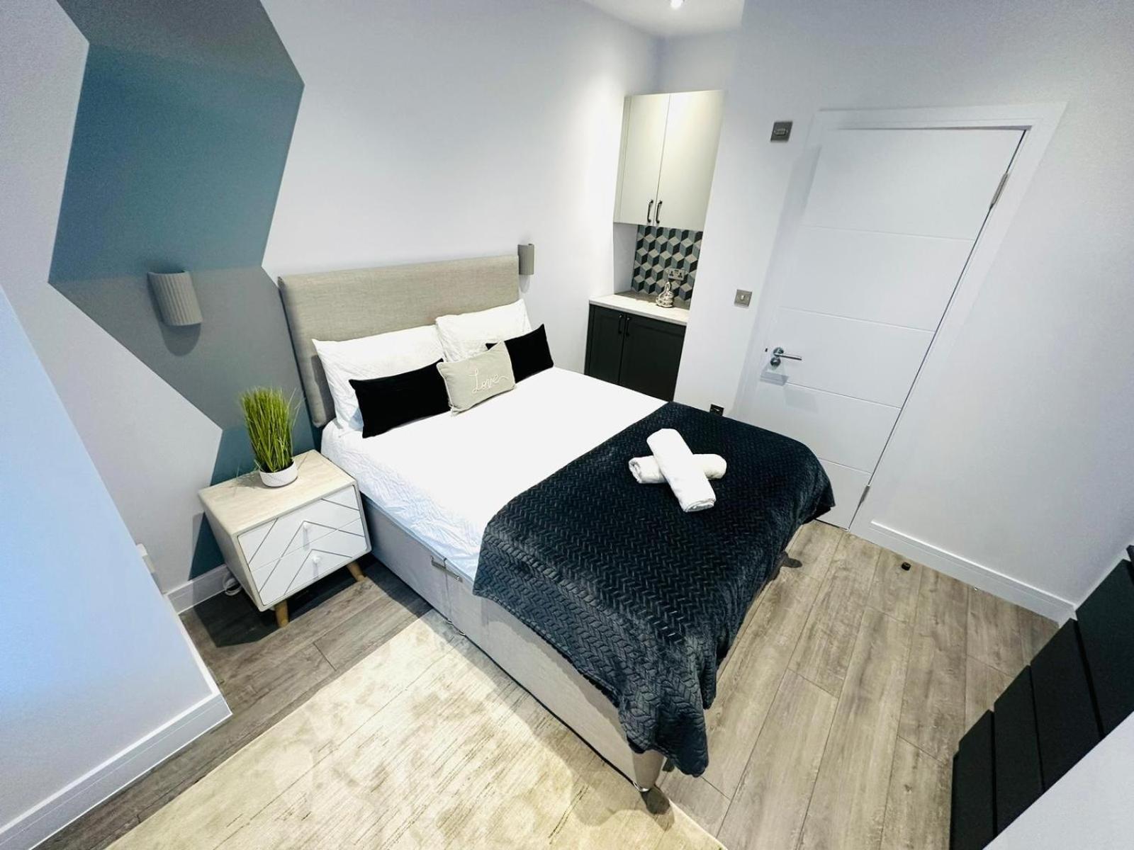 Sw18 Great Location Perfect For Tourist Guest house