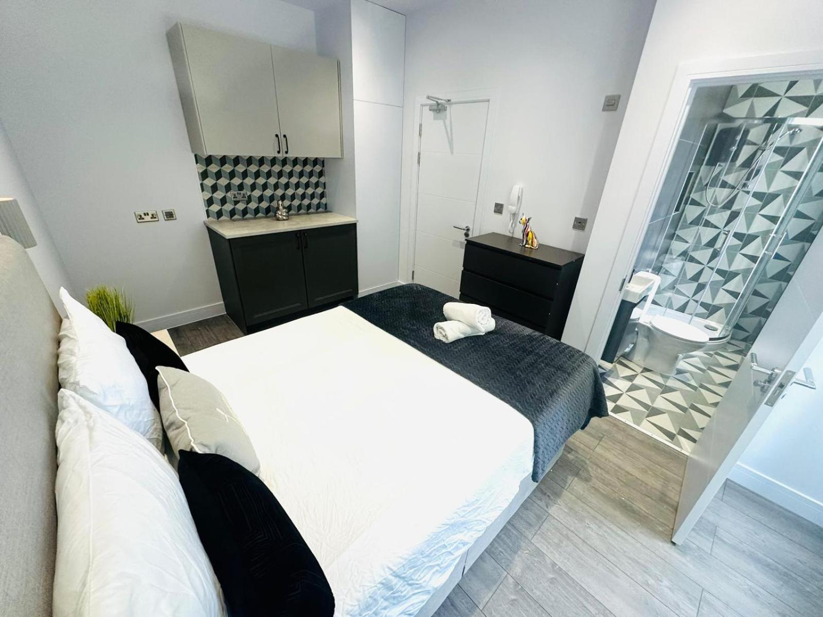 Guest house Sw18 Great Location Perfect For Tourist *