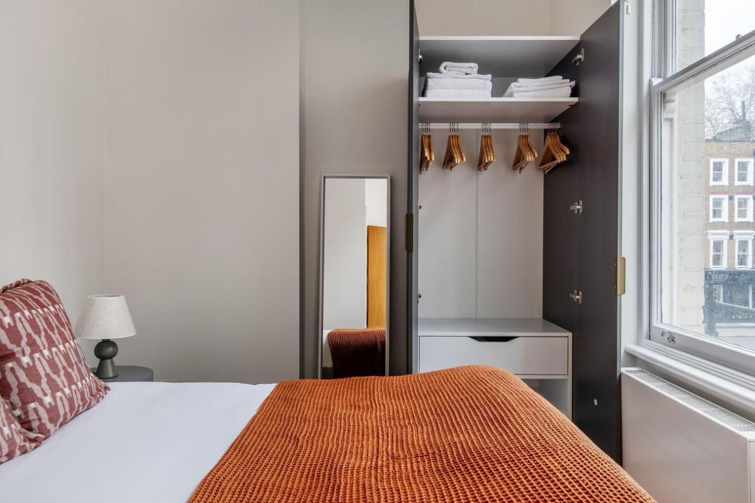 Apartment N C -marylebone-bakerstreet-mayfair-marblearch-oxfordstreet-coventgarden London