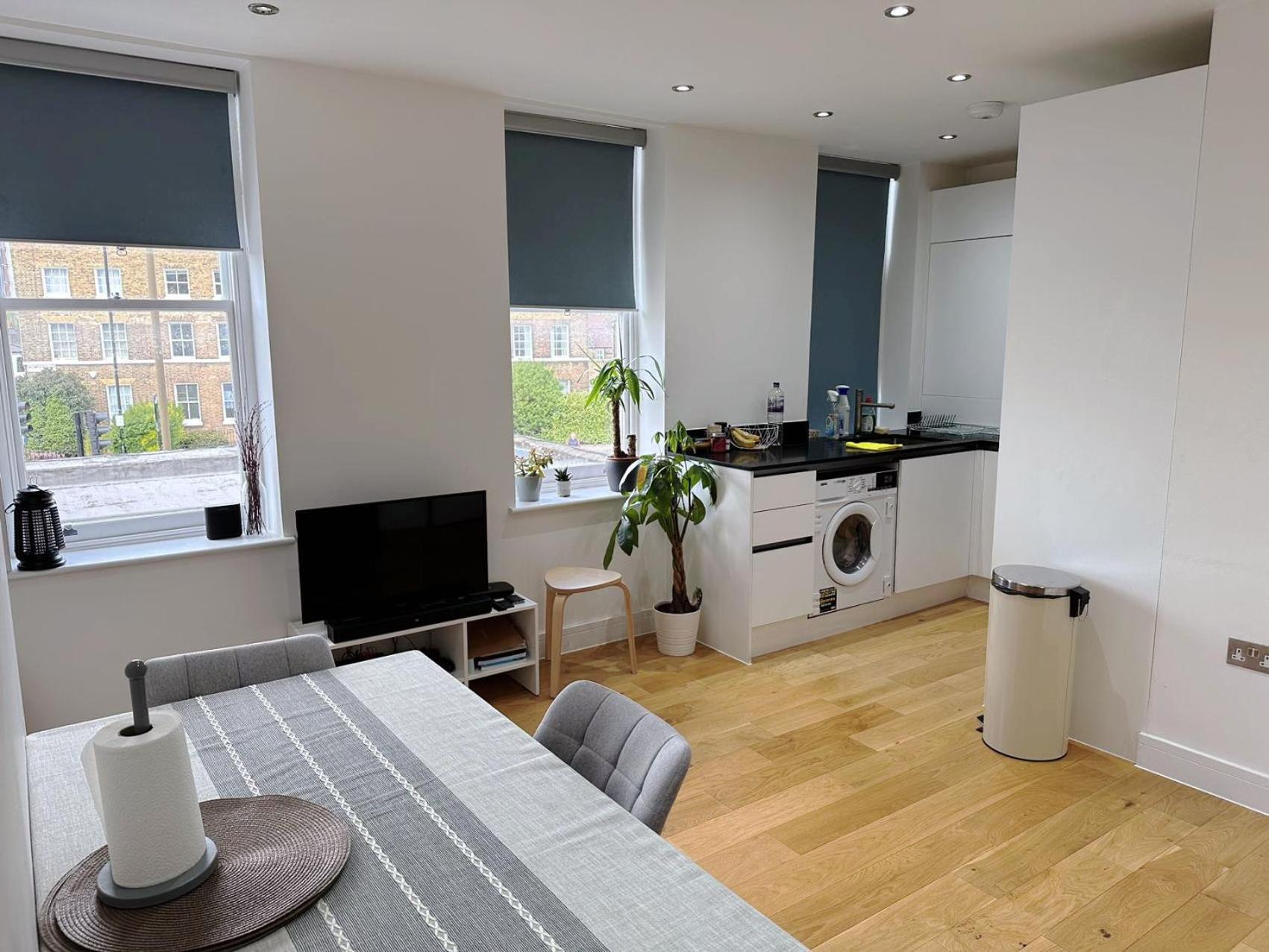 Apartment 3 Bed 2 Bath Near Greenwich Park 6 Guests Maximum *
