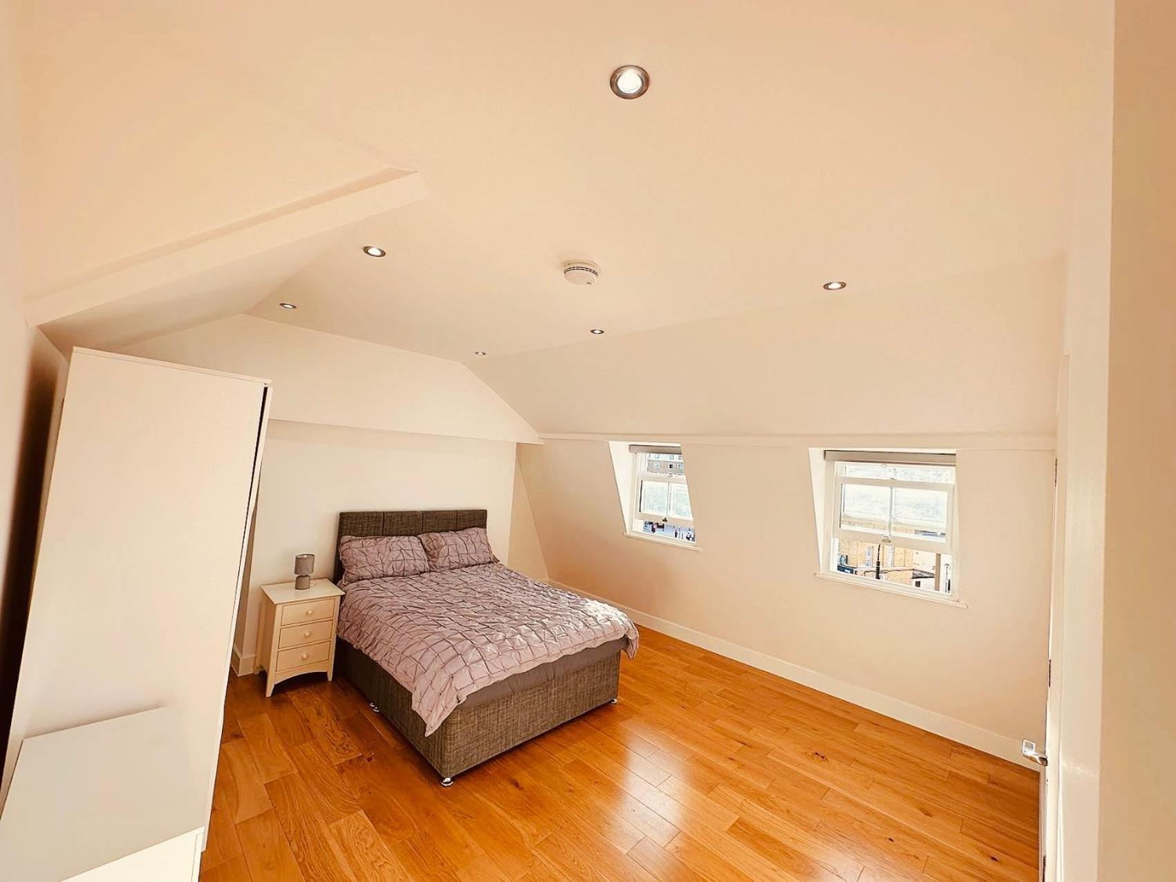 3 Bed 2 Bath Near Greenwich Park 6 Guests Maximum London