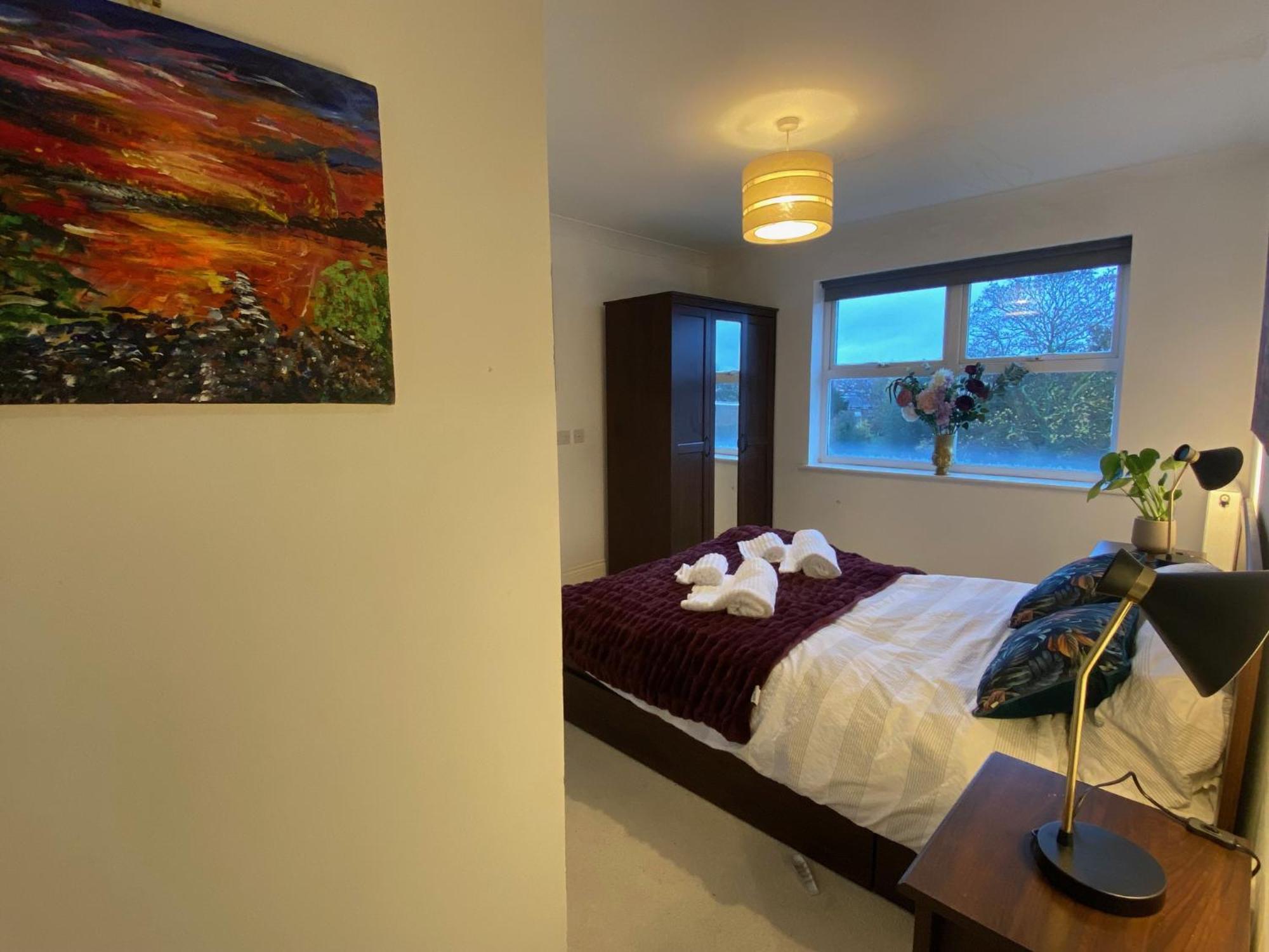 Whole Flat Tooting Broadway * London