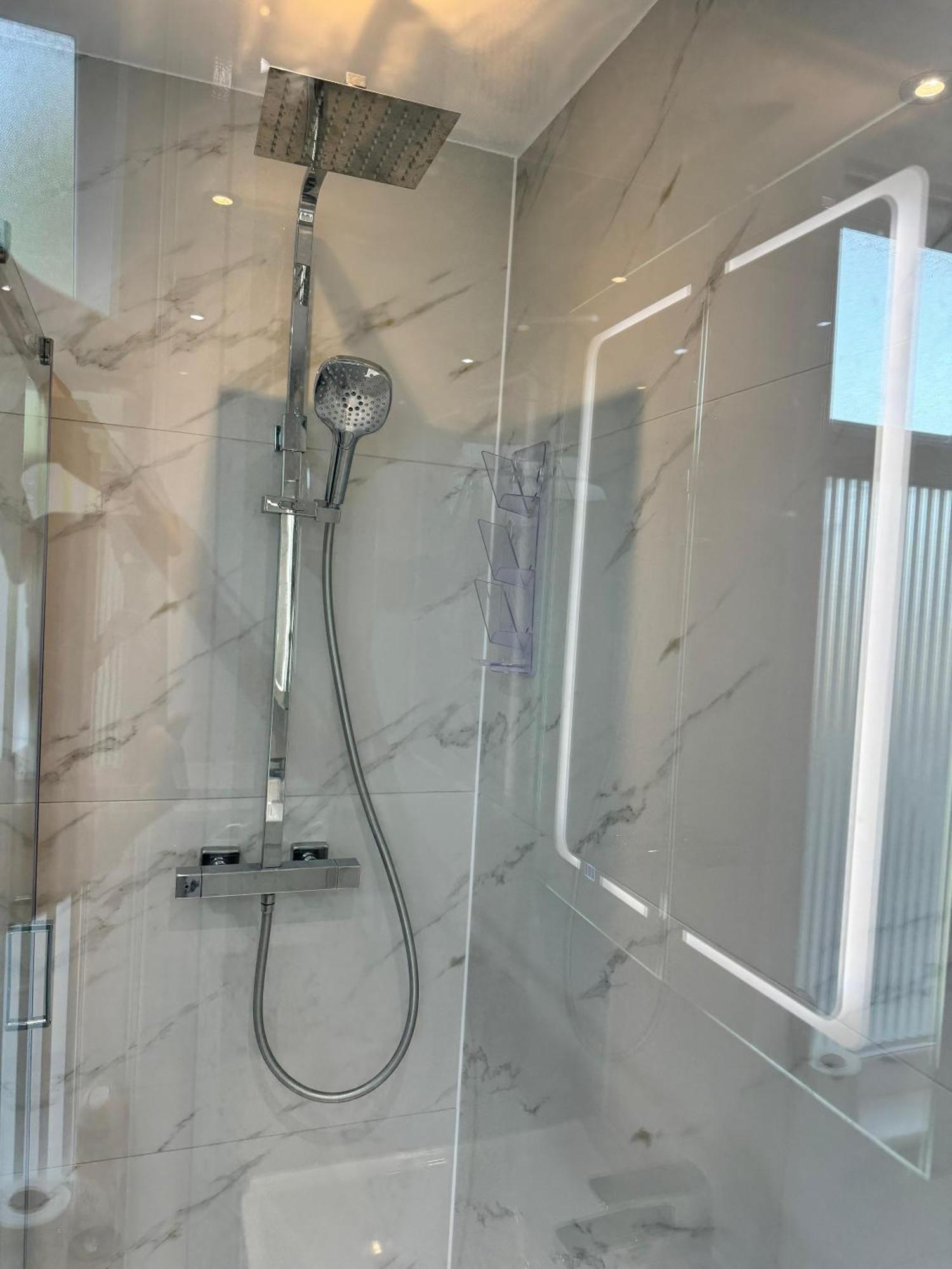 Hospedagem domiciliar Double Bedroom In Private Home- Canning Town By Excel *