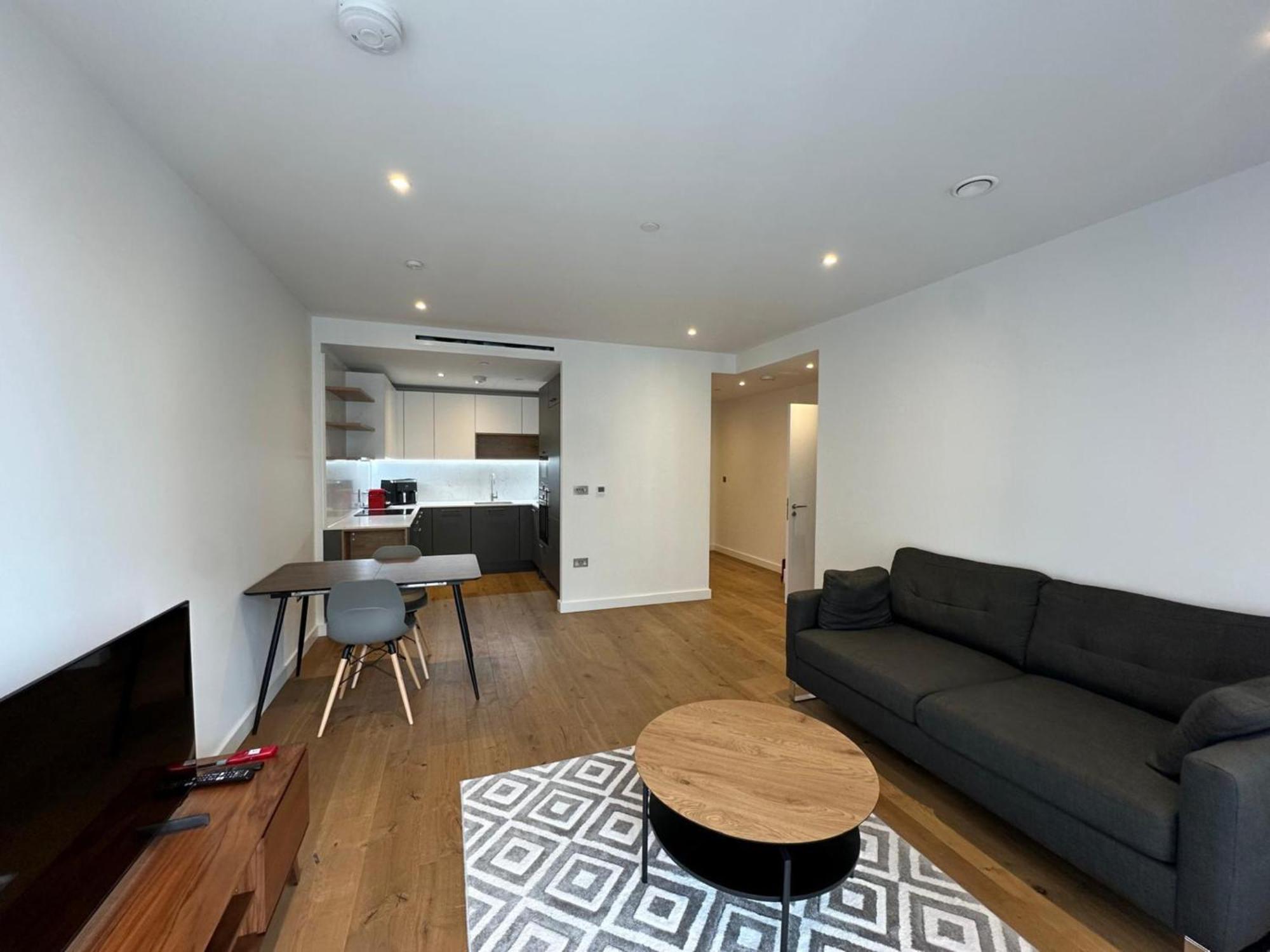 Nalla Deluxe London