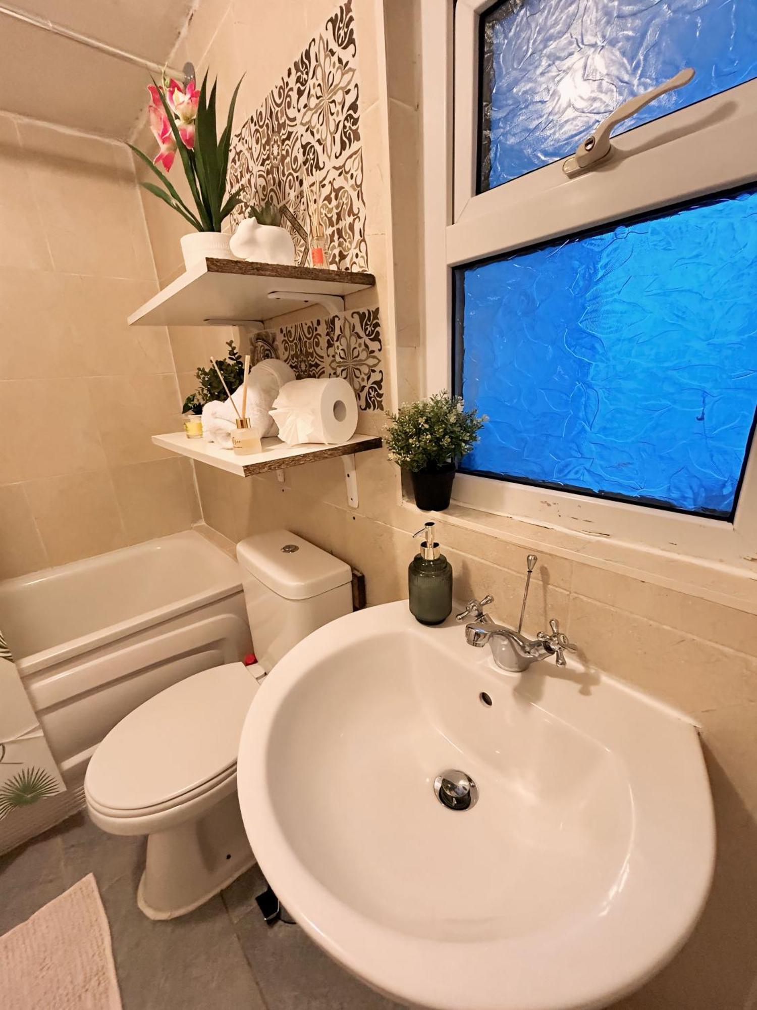 Cozy 1 Bed Hackney Central Apartment London