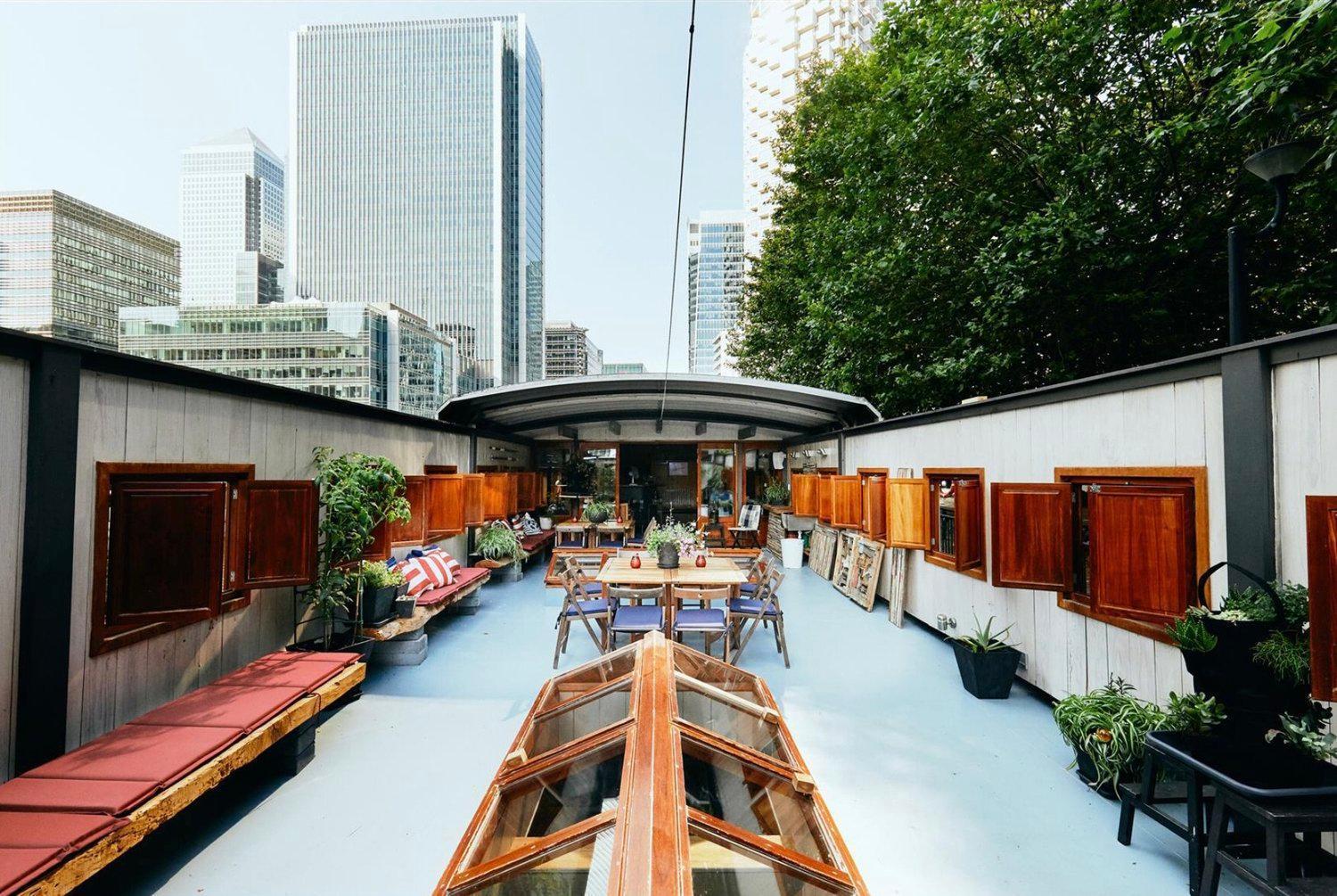 Le Sorelle Botel Londres