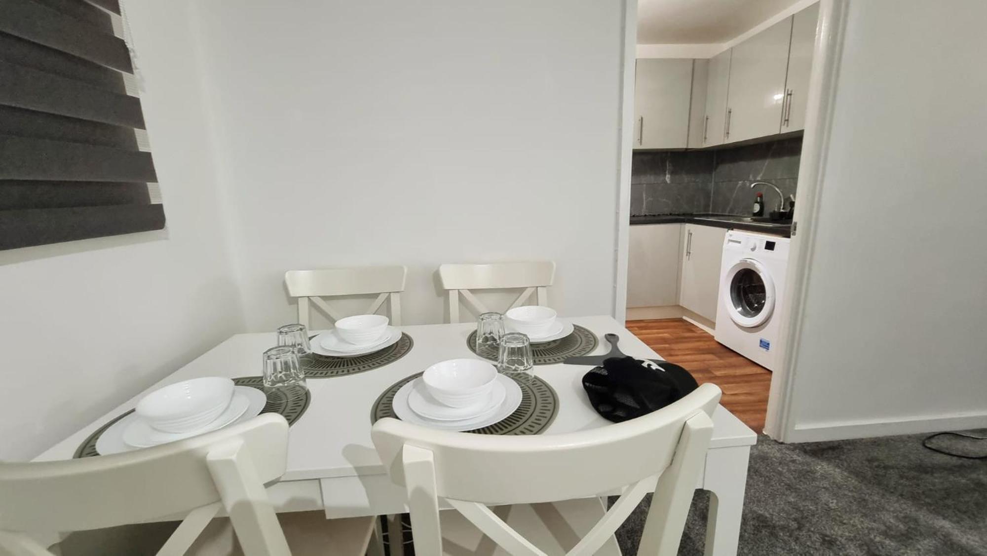 Apartment Amazing 1 Bed Entire Flat With Separate Living And Kitchen In With Free Parking