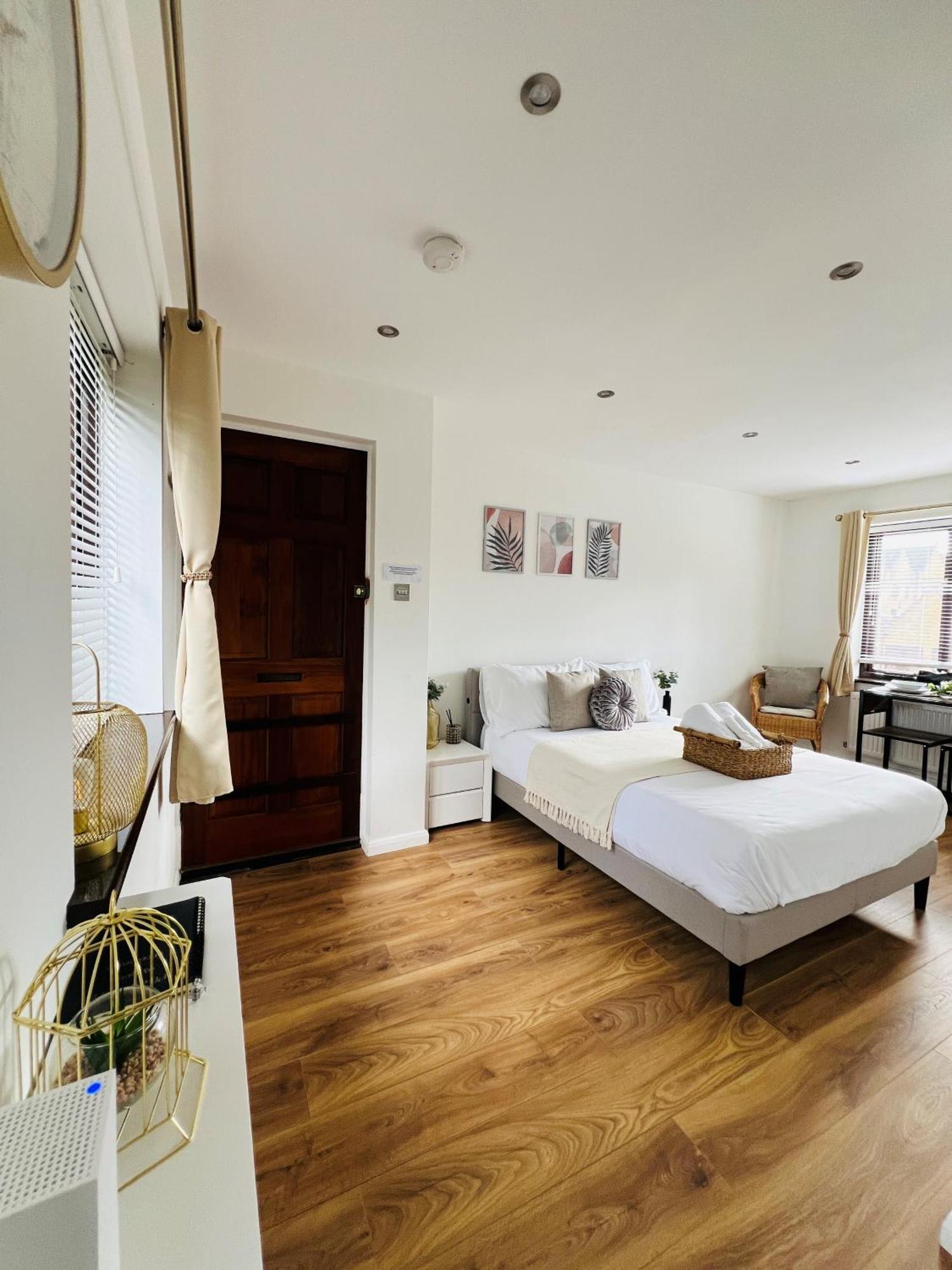 Apartment Studio Apartment London