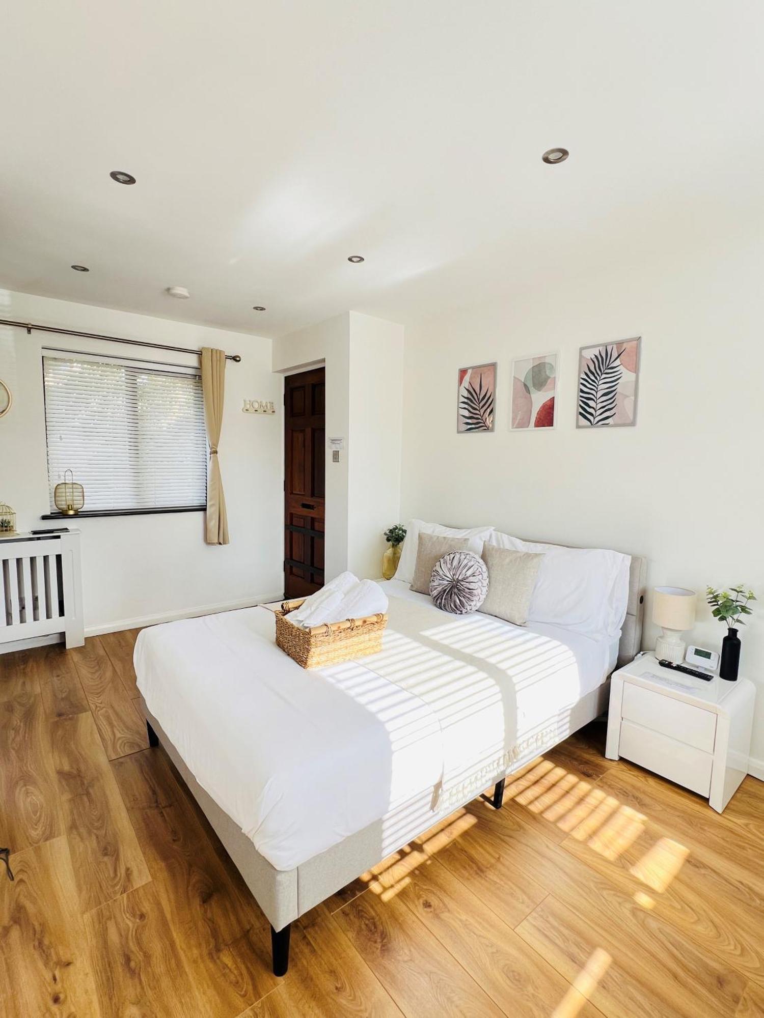 Studio Apartment London