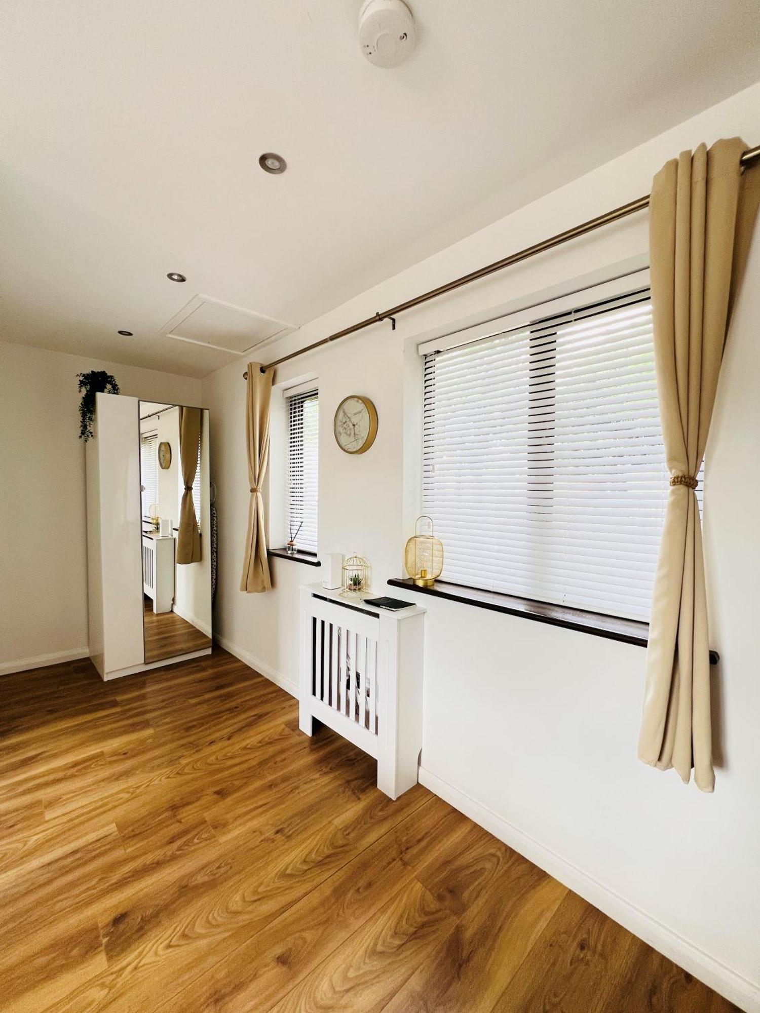 Studio Apartment Apartment *