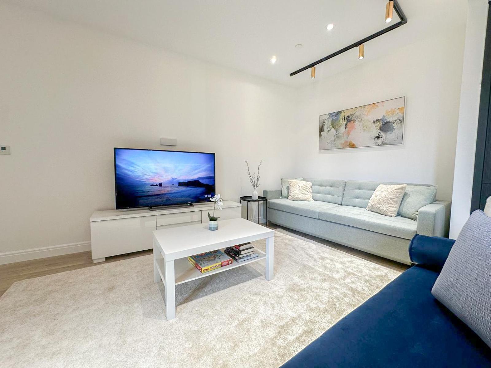 Lavish 2 Bedroom Flat With Private Balcony In Clerkenwell, Barbican Londres