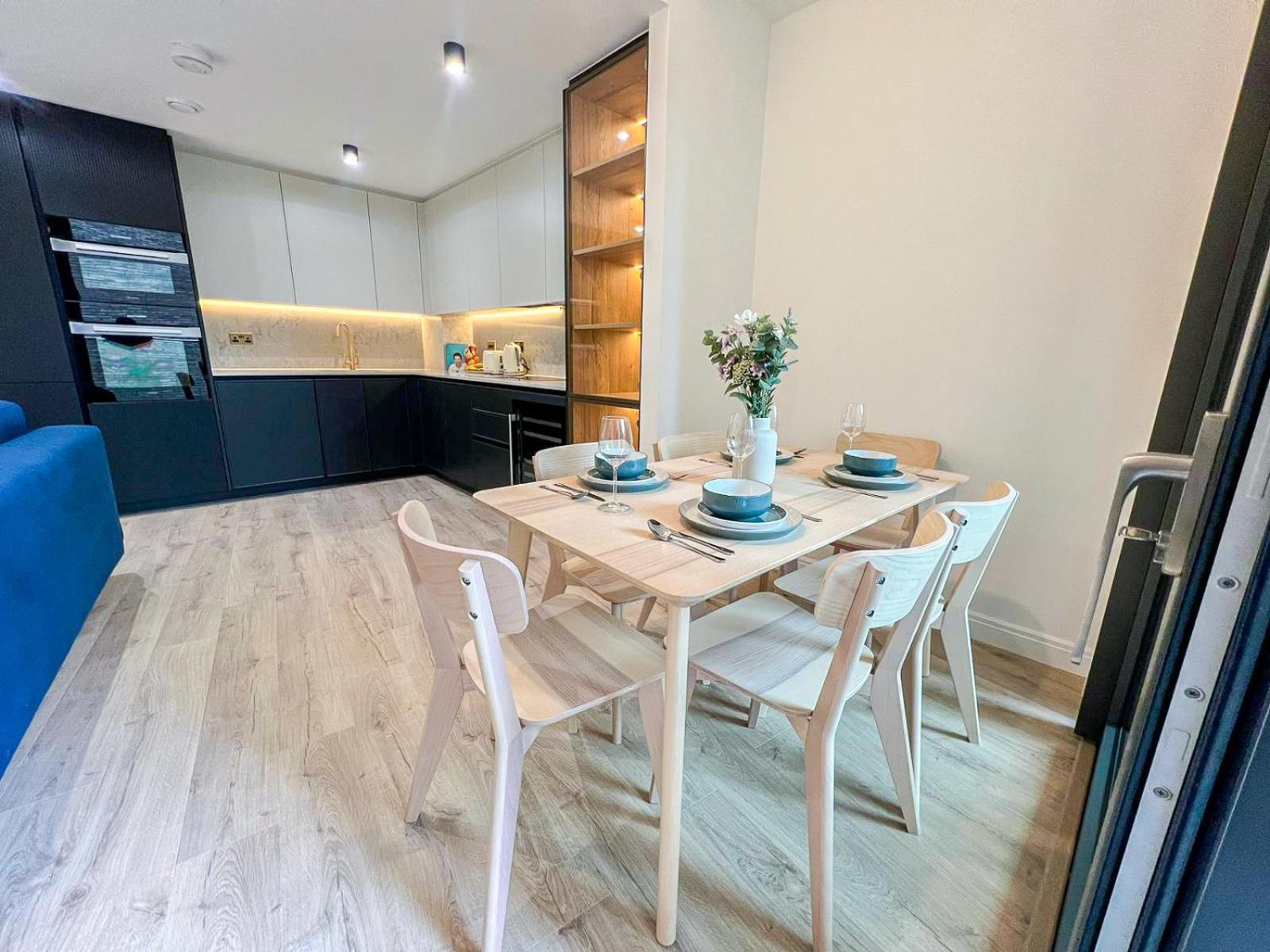 Lavish 2 Bedroom Flat With Private Balcony In Clerkenwell, Barbican Apartamento Londres