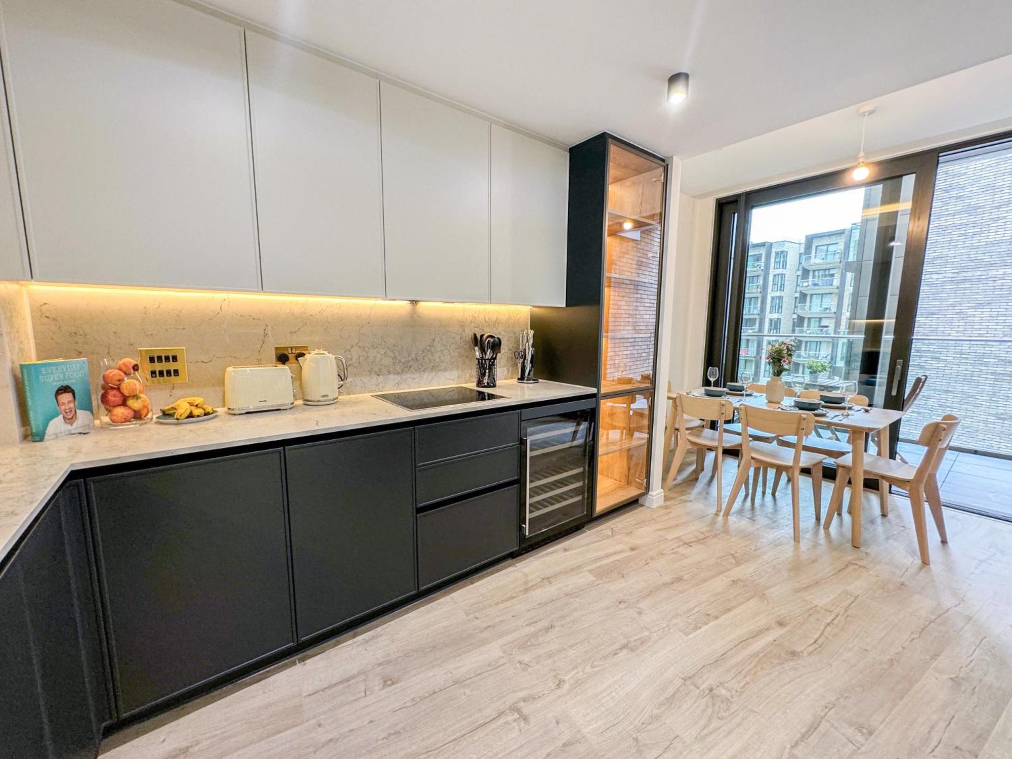 Lavish 2 Bedroom Flat With Private Balcony In Clerkenwell, Barbican Apartamento