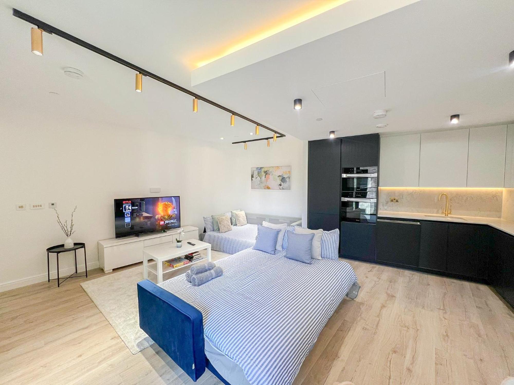 Lavish 2 Bedroom Flat With Private Balcony In Clerkenwell, Barbican Londres