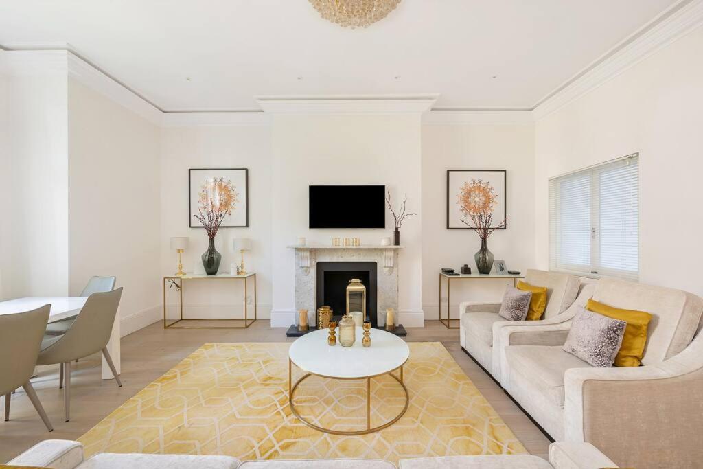 Luxury Knightsbridge - Next To Harrods London