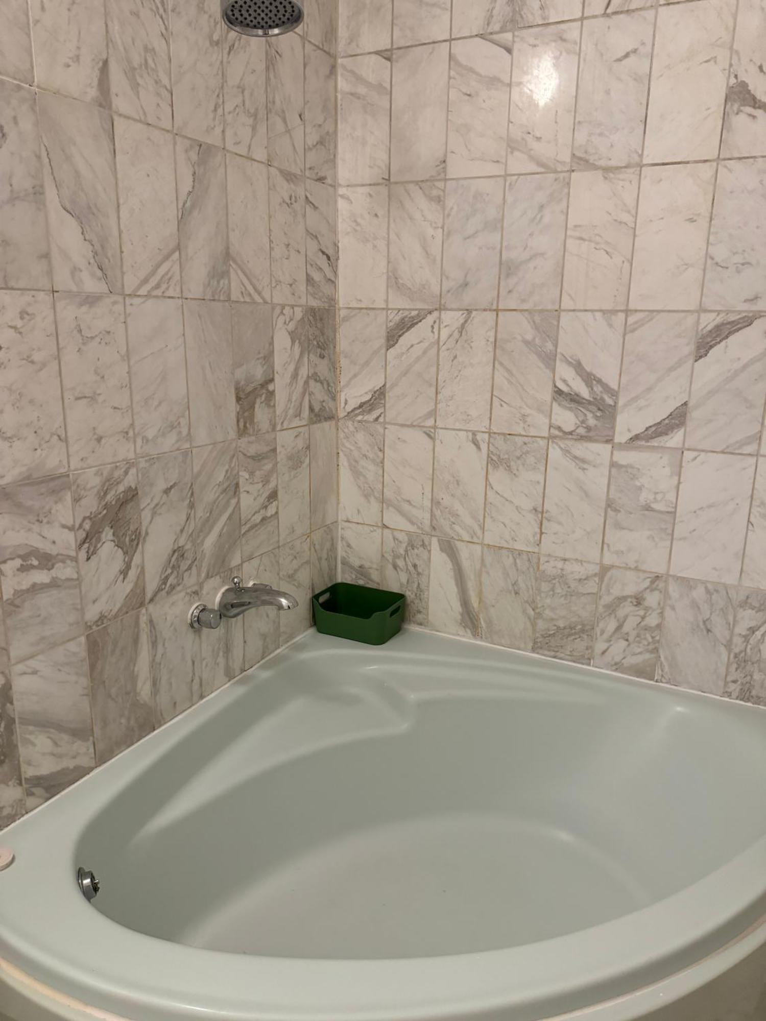 Apartment And Affordable Flat For 6 People In Zone 1 - Baker Street - With Breakfast Included *