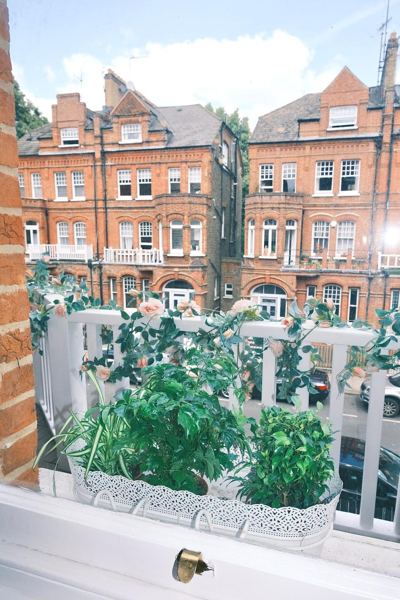 Kensington 1b1b With Sofa Double Bed Max 4 Guests London