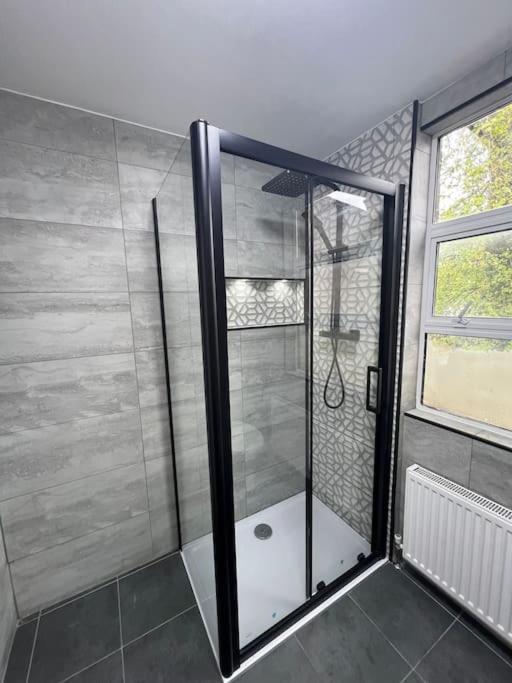 Stratford 4 Bedroom Apartamento Londres