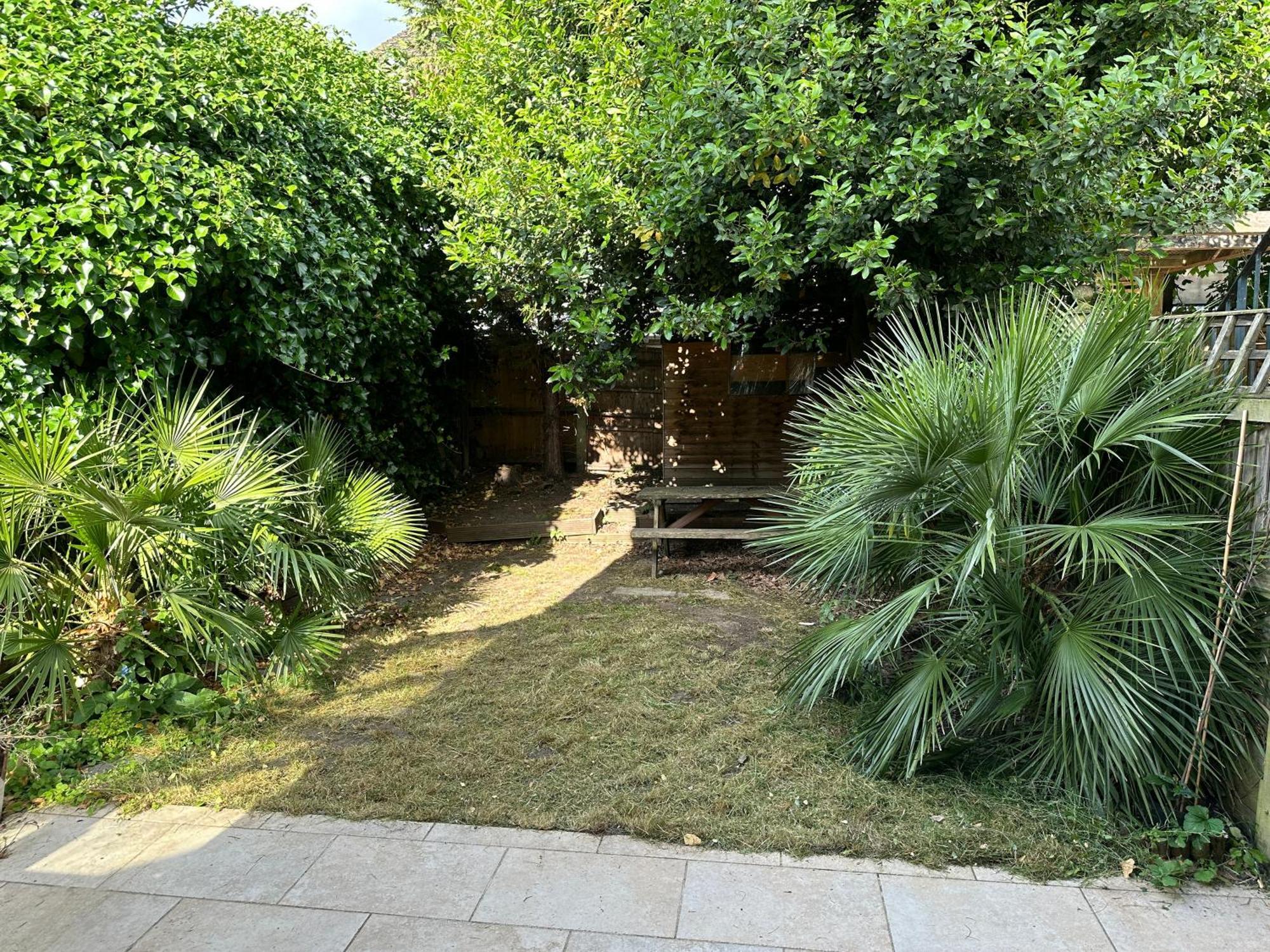 Modern, Spacious 1 Bedroom Garden Flat Sw18 Apartment London