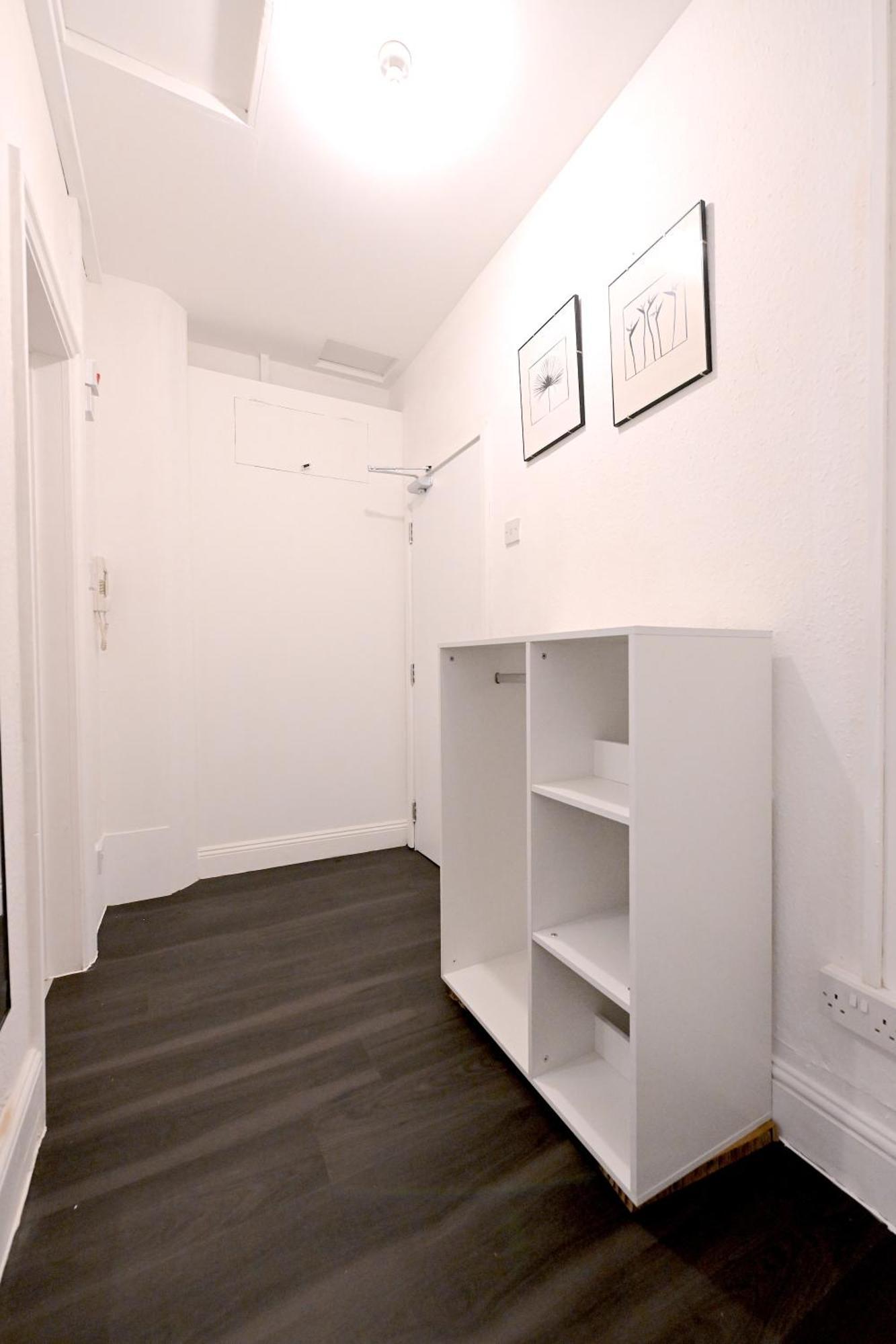 3 Apartment