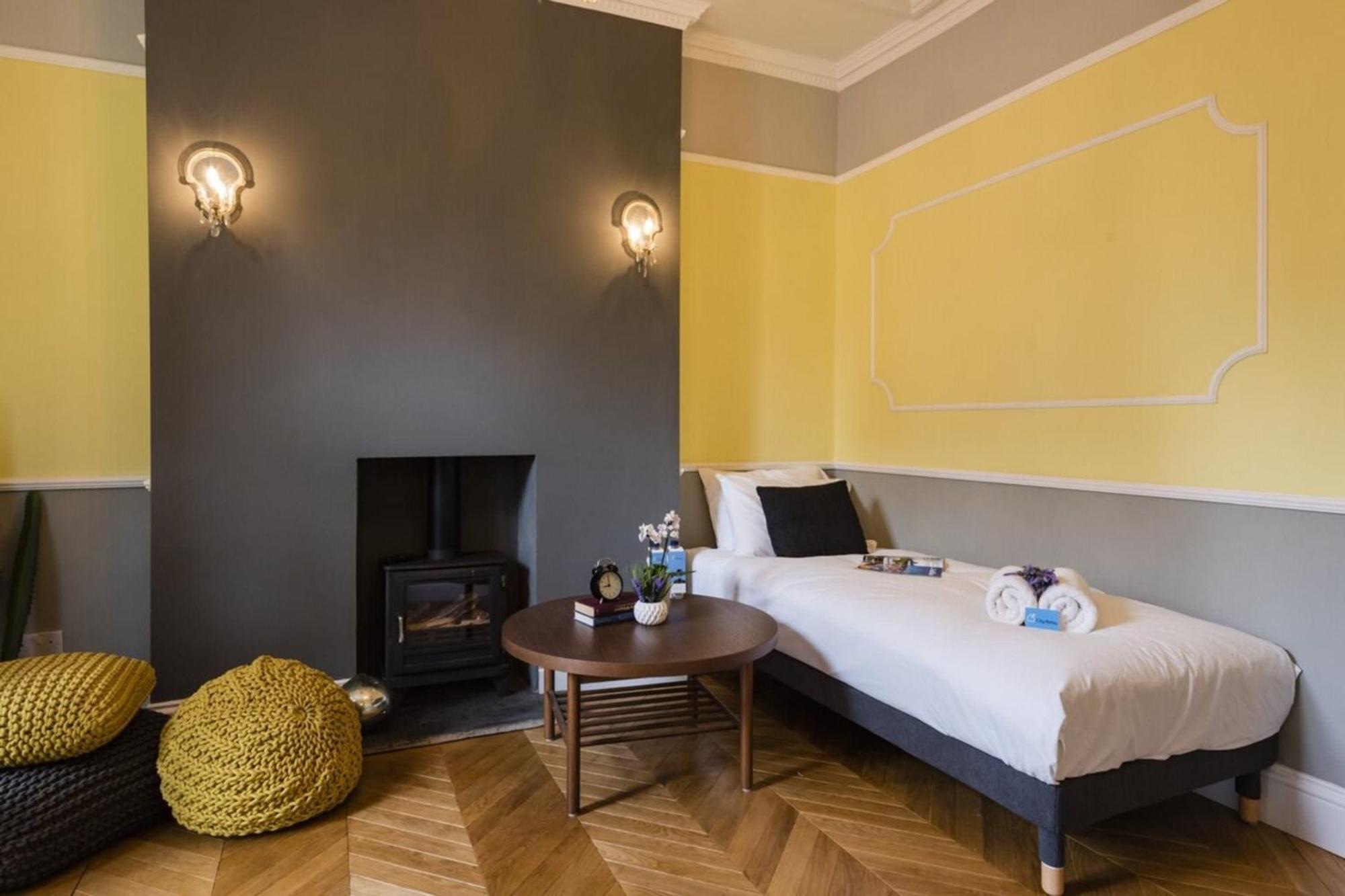 Stylish Hyde Park Gem London