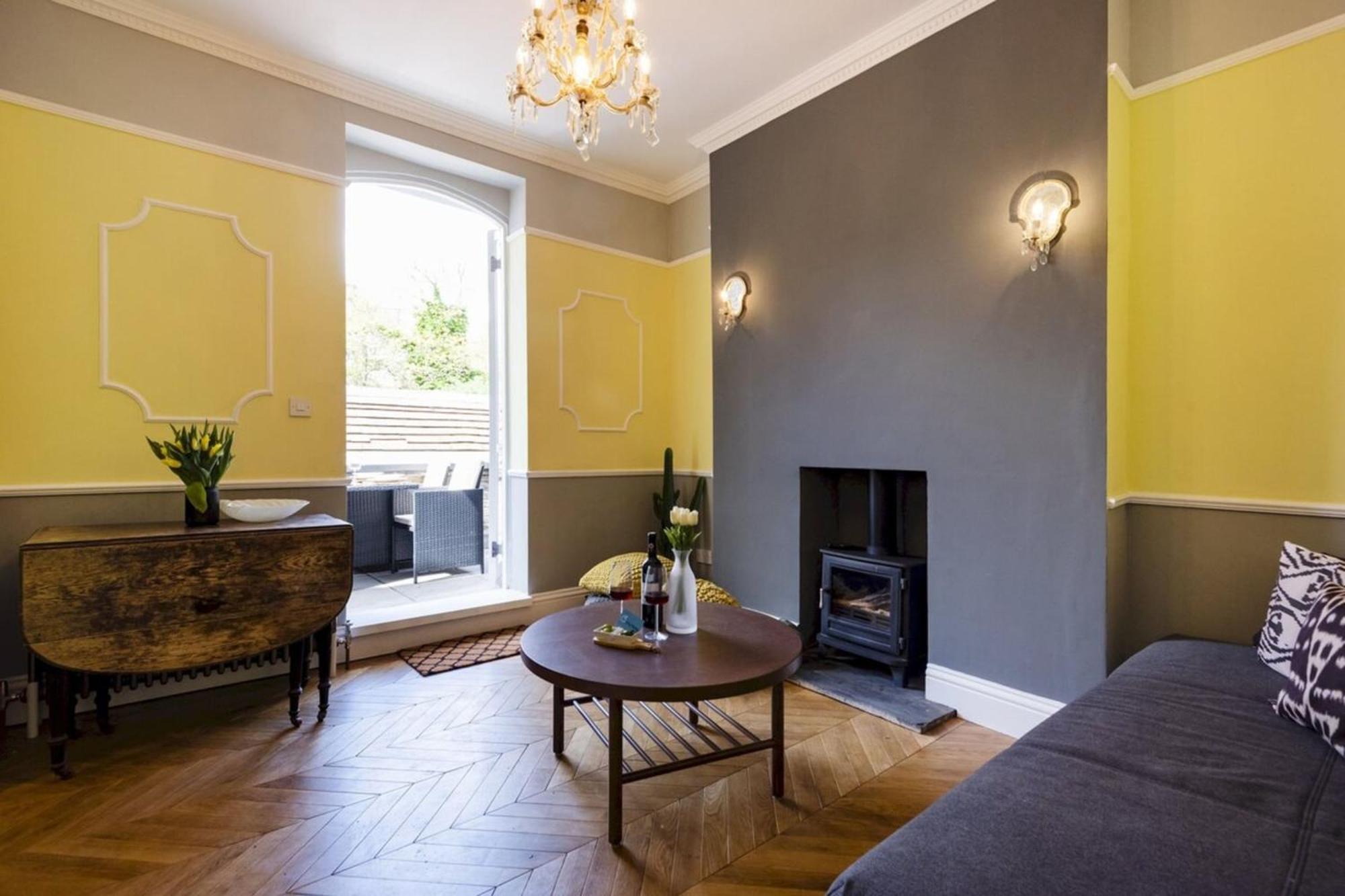 Apartment Stylish Hyde Park Gem