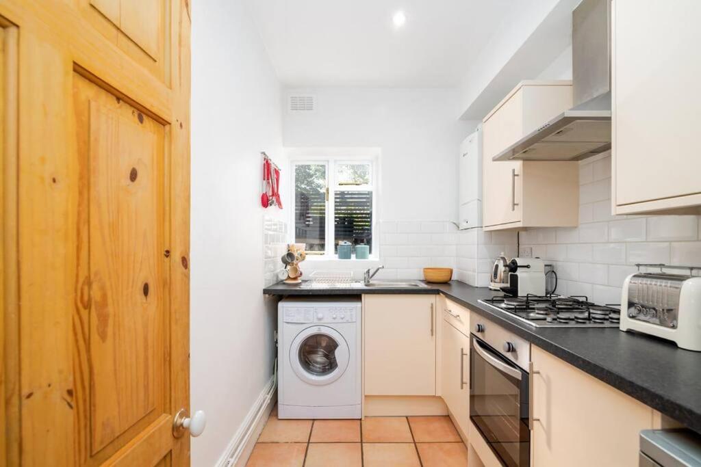 Beautiful & Cosy 1-bedroom In Clapham * Londres