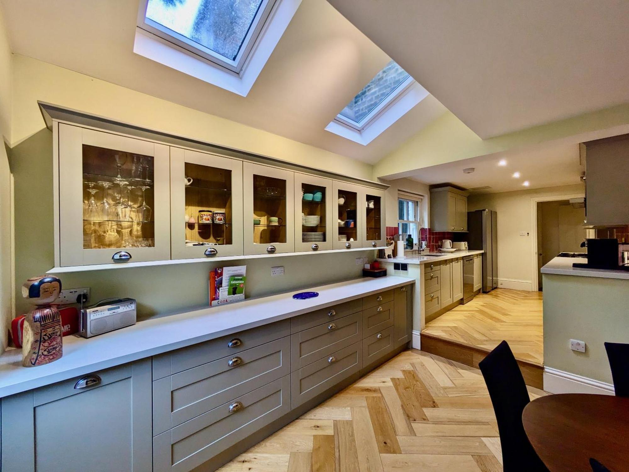 Holiday home Impressive 5br Family In Leafy London