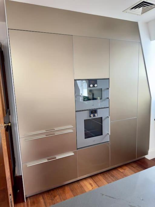 Apartment Penthouse 3bed3bath London
