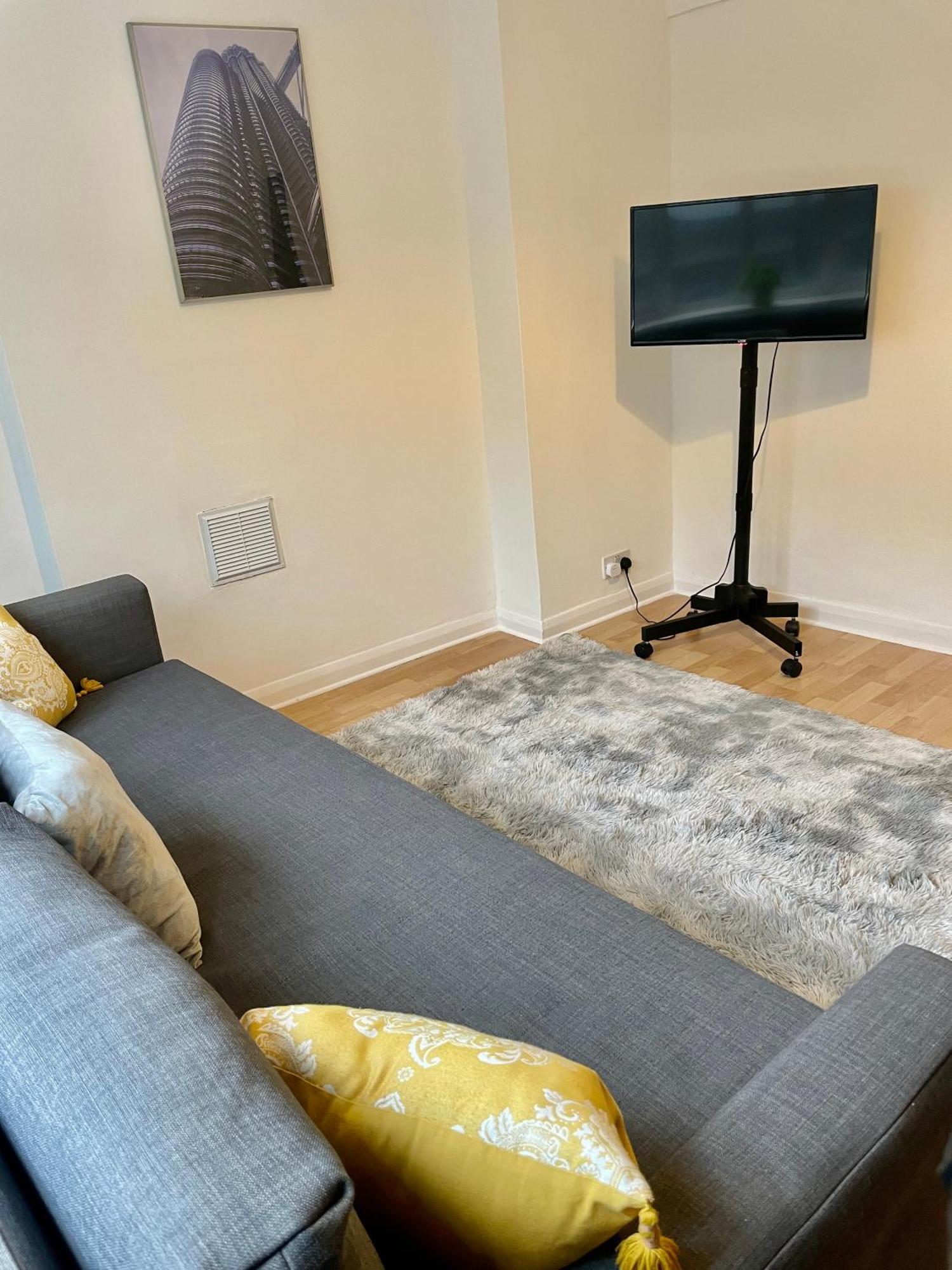2 Bedroom Near Euston, King's Cross * London