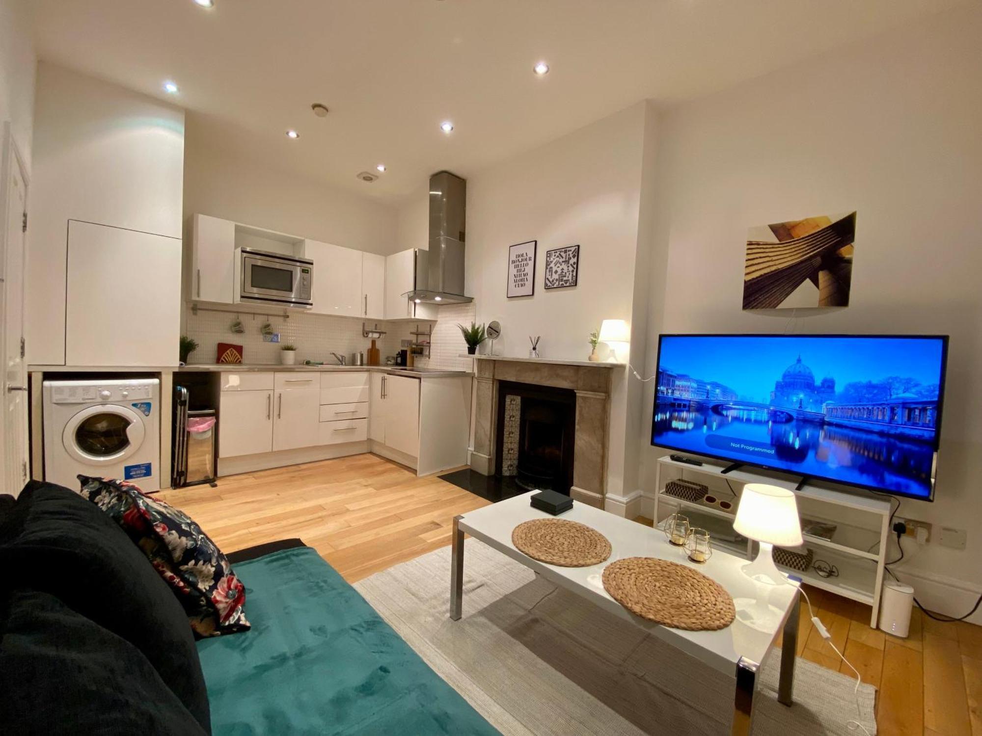 Apartamento One-bed Flat In The Heart Of London, Bank Payment Required To The Host Up To 12h After You Have Made A Reservation *