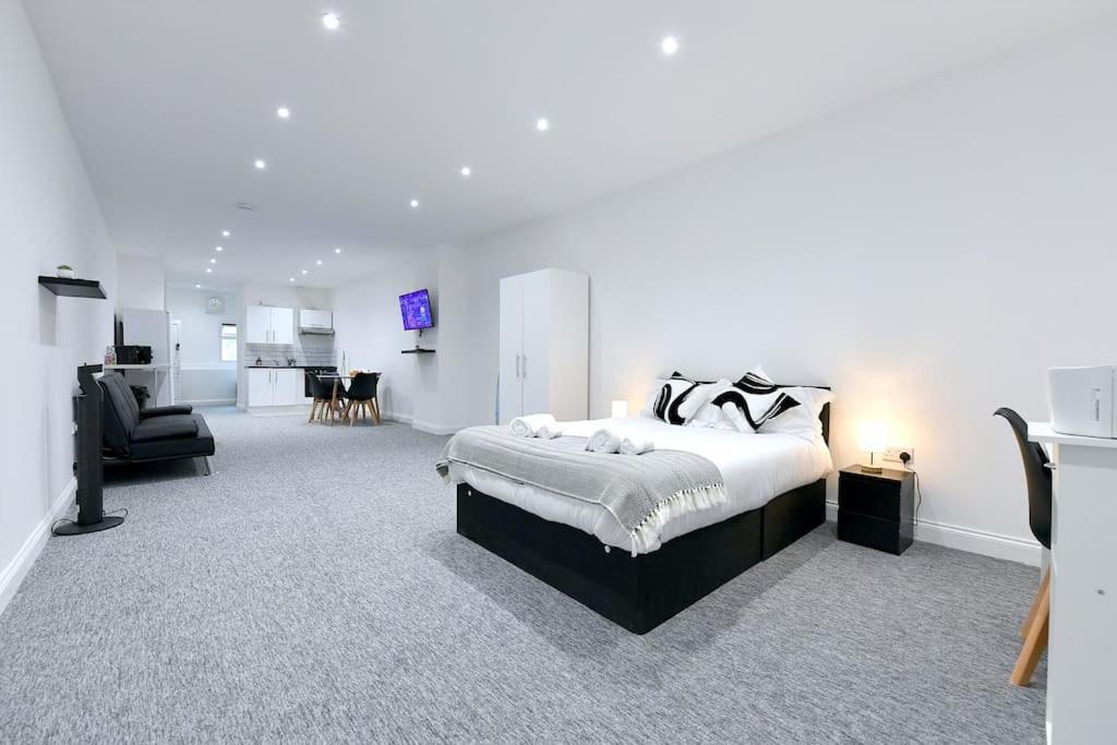 King's Cross Apartment