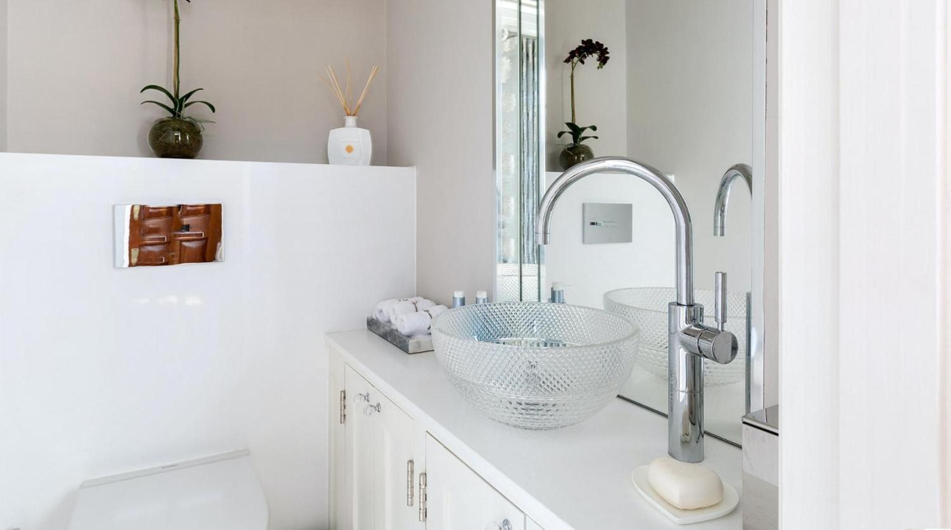 Pocket Full Of Pearls 1 Bedroom Duplex Penthouse Apartment *