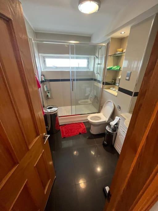 3 Bed 2 Bathroom Spacious Paddington Apartment