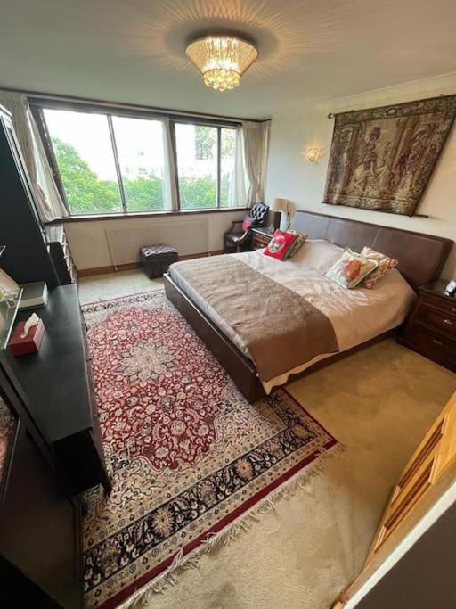 3 Bed 2 Bathroom Spacious Paddington *